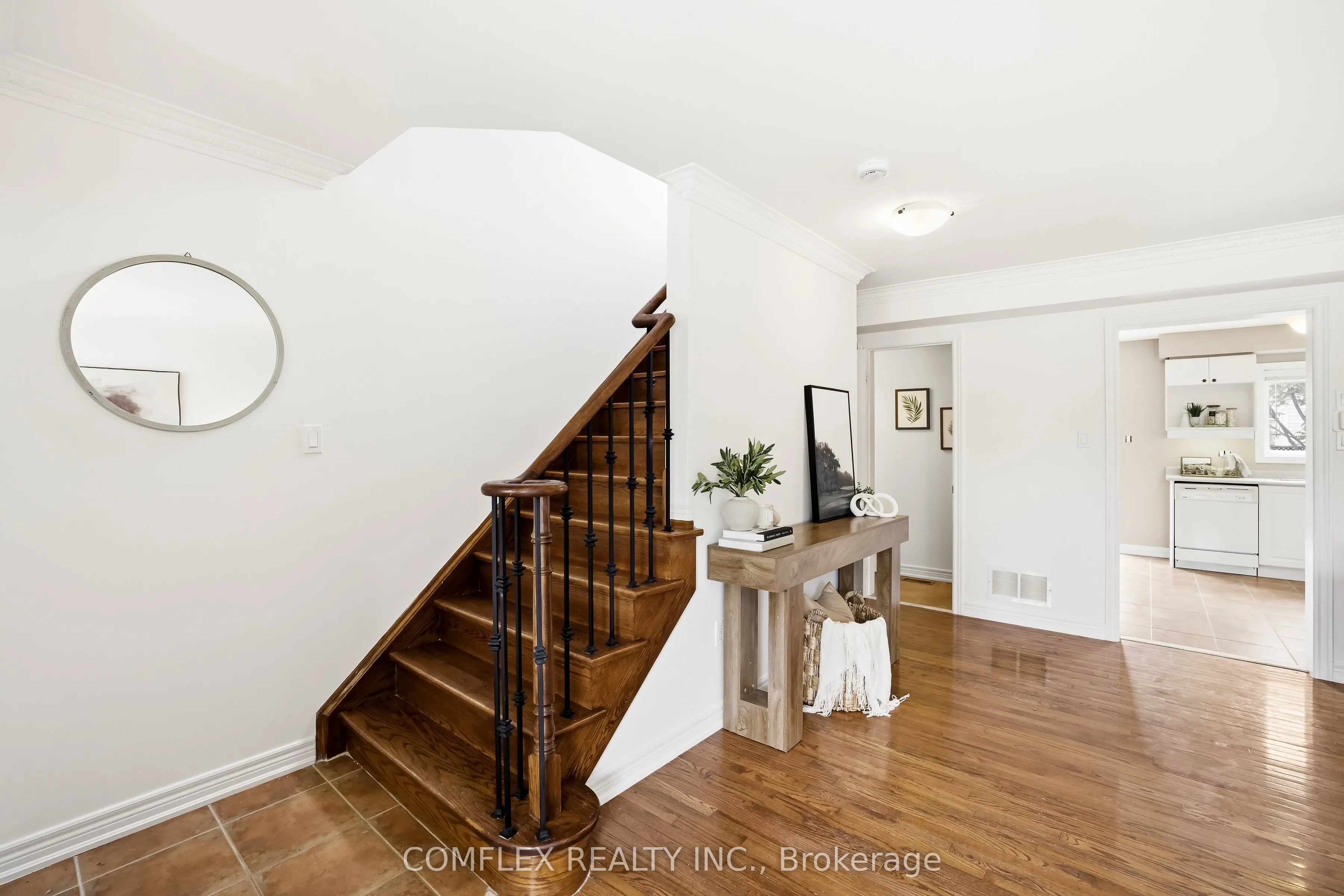 2 Armitage Crescent