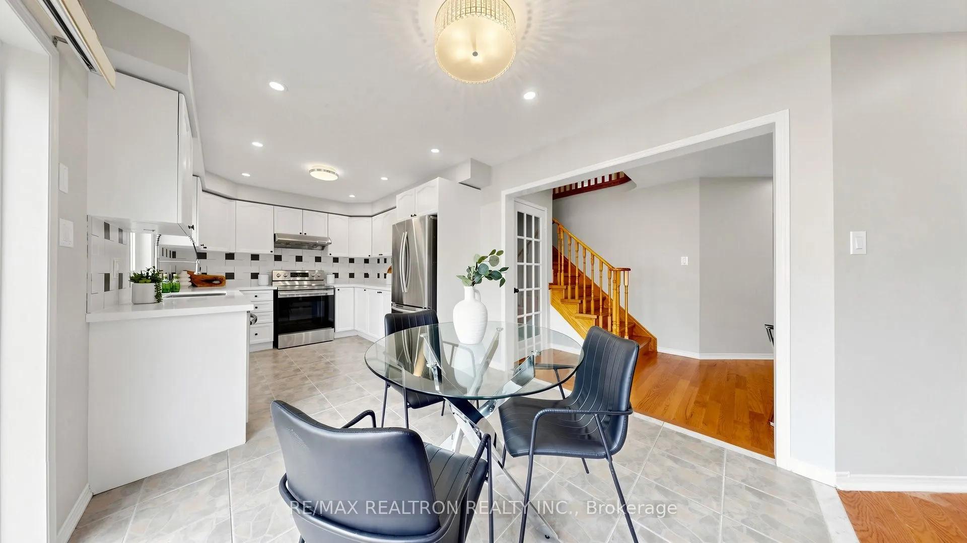 58 Bradbury Crescent