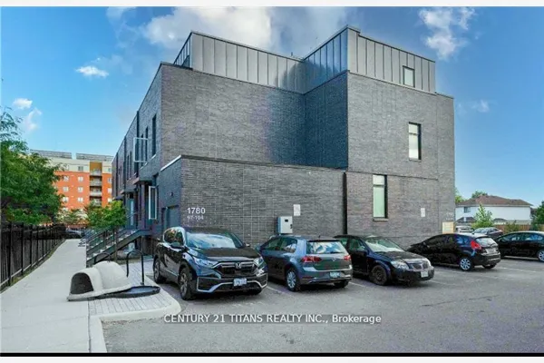 1780 Simcoe Street N