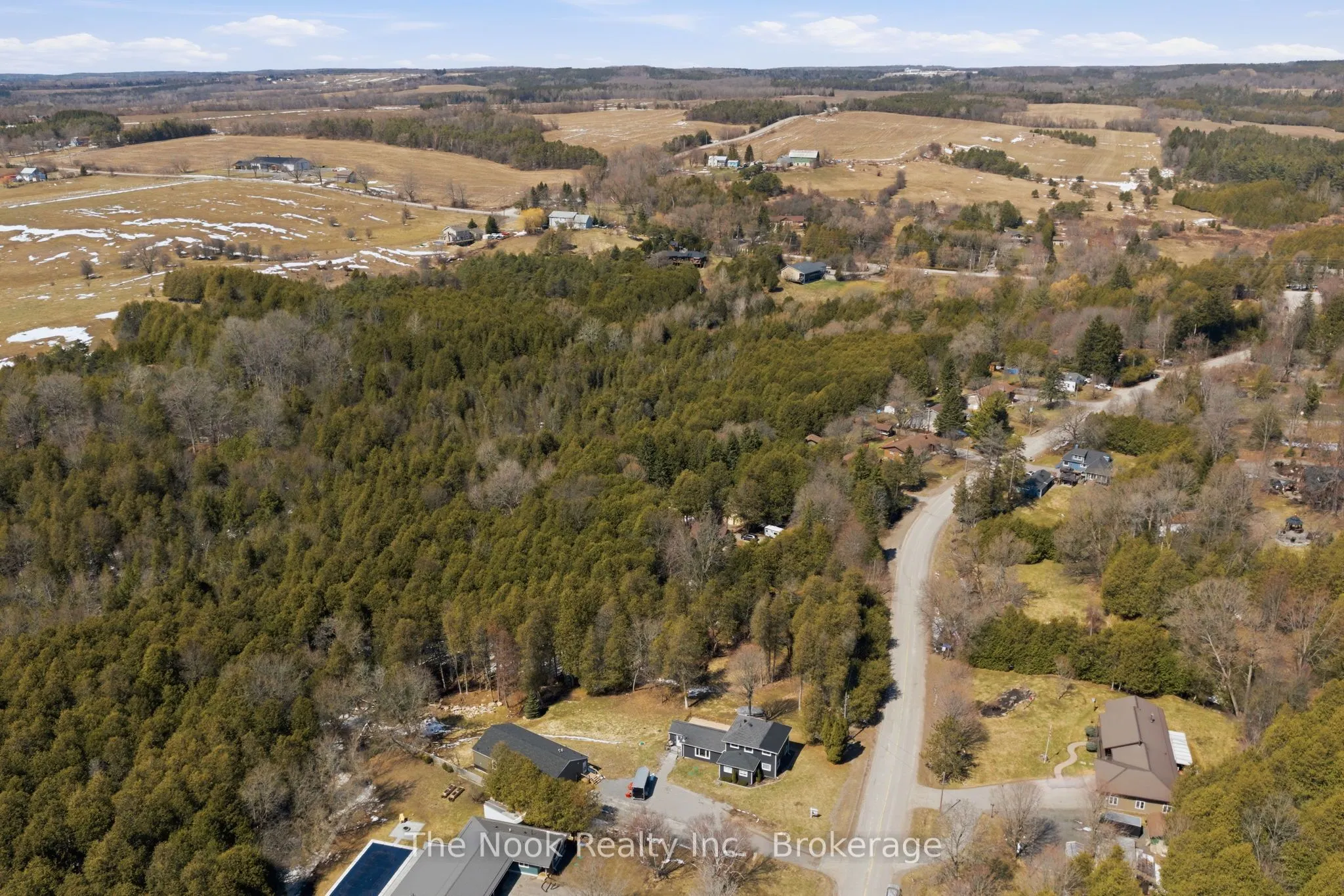 7704 Leskard Road