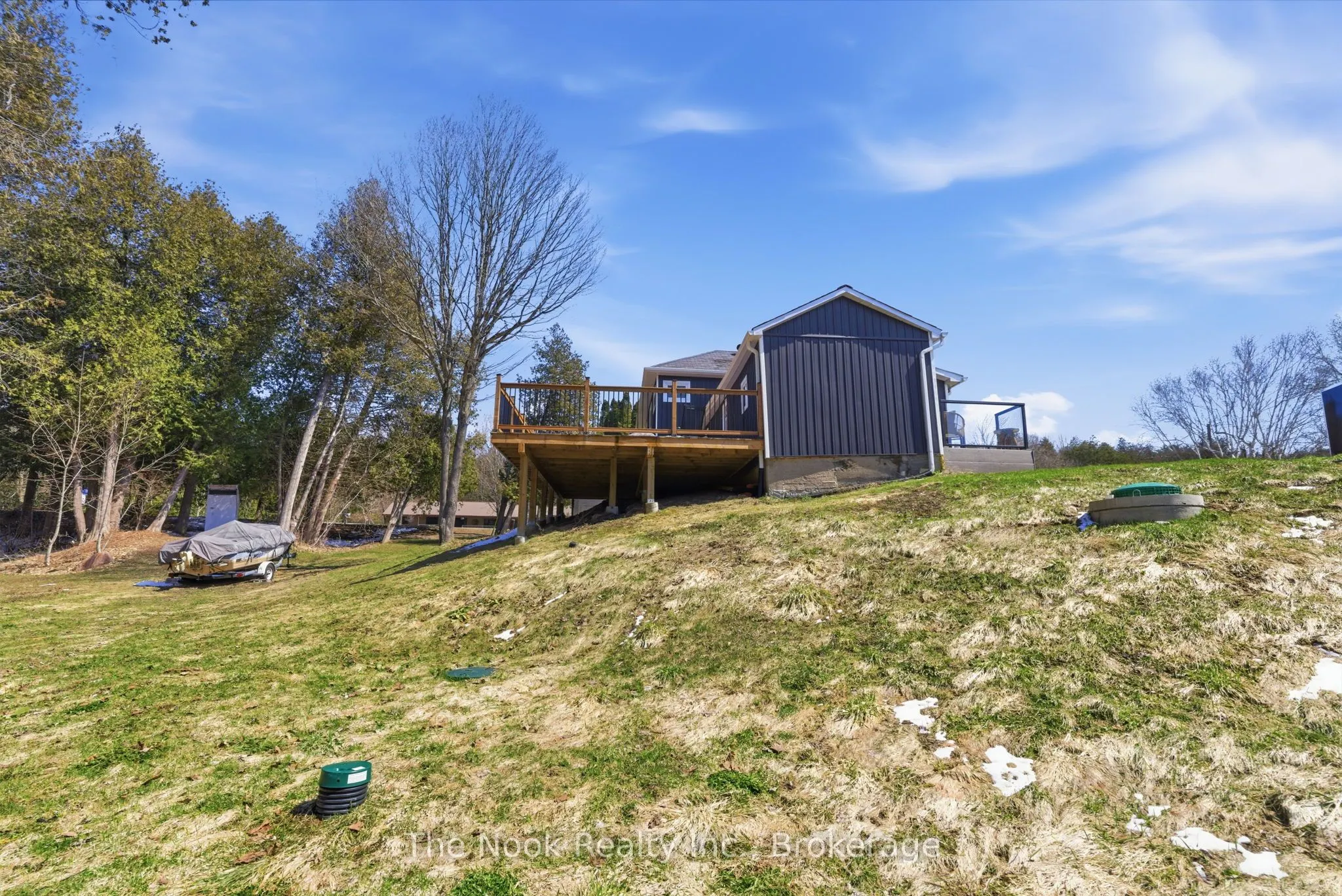 7704 Leskard Road