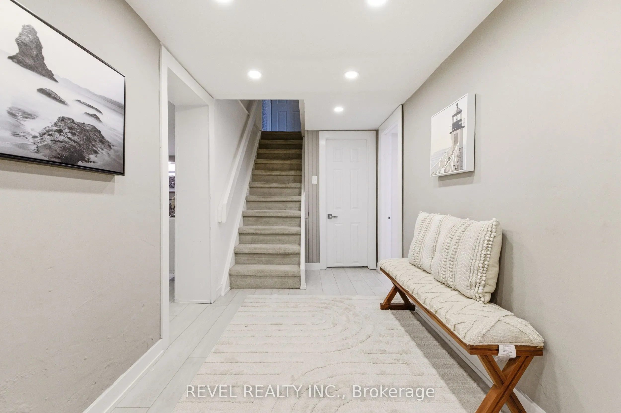 308 King Street E