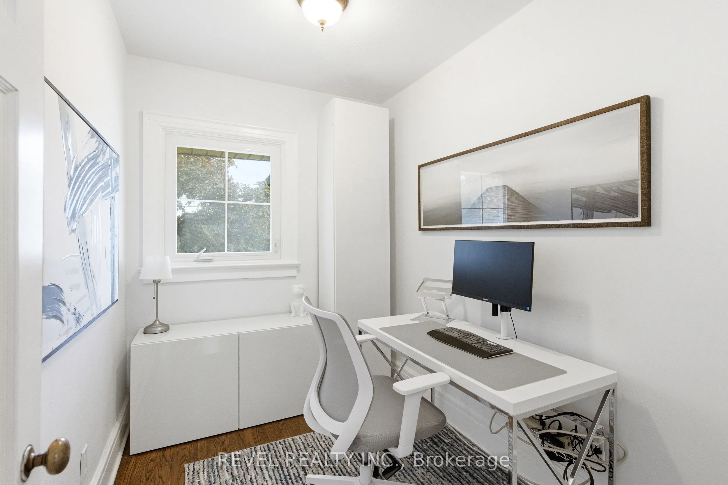 308 King Street E