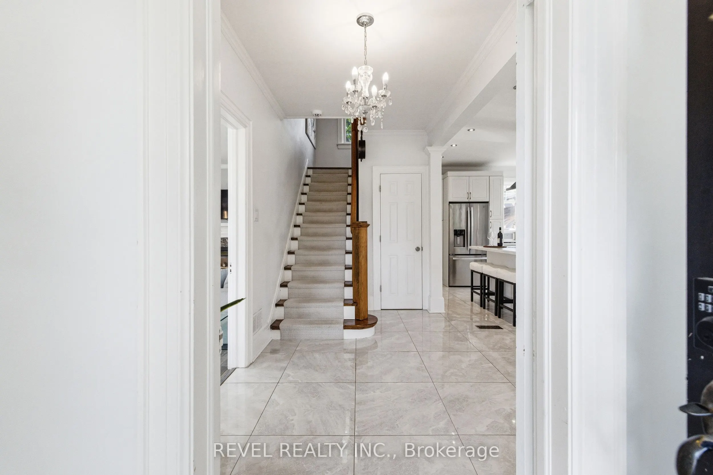 308 King Street E