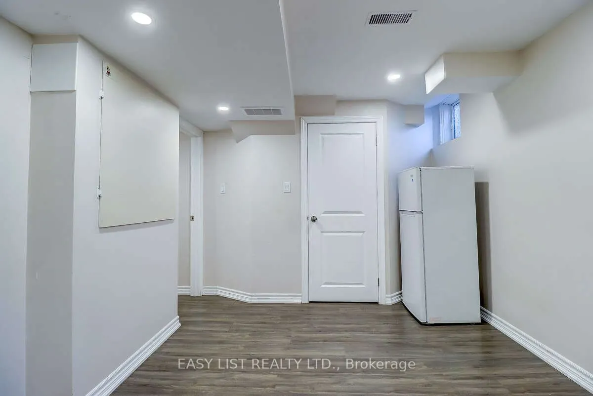 38 Hallmark Way