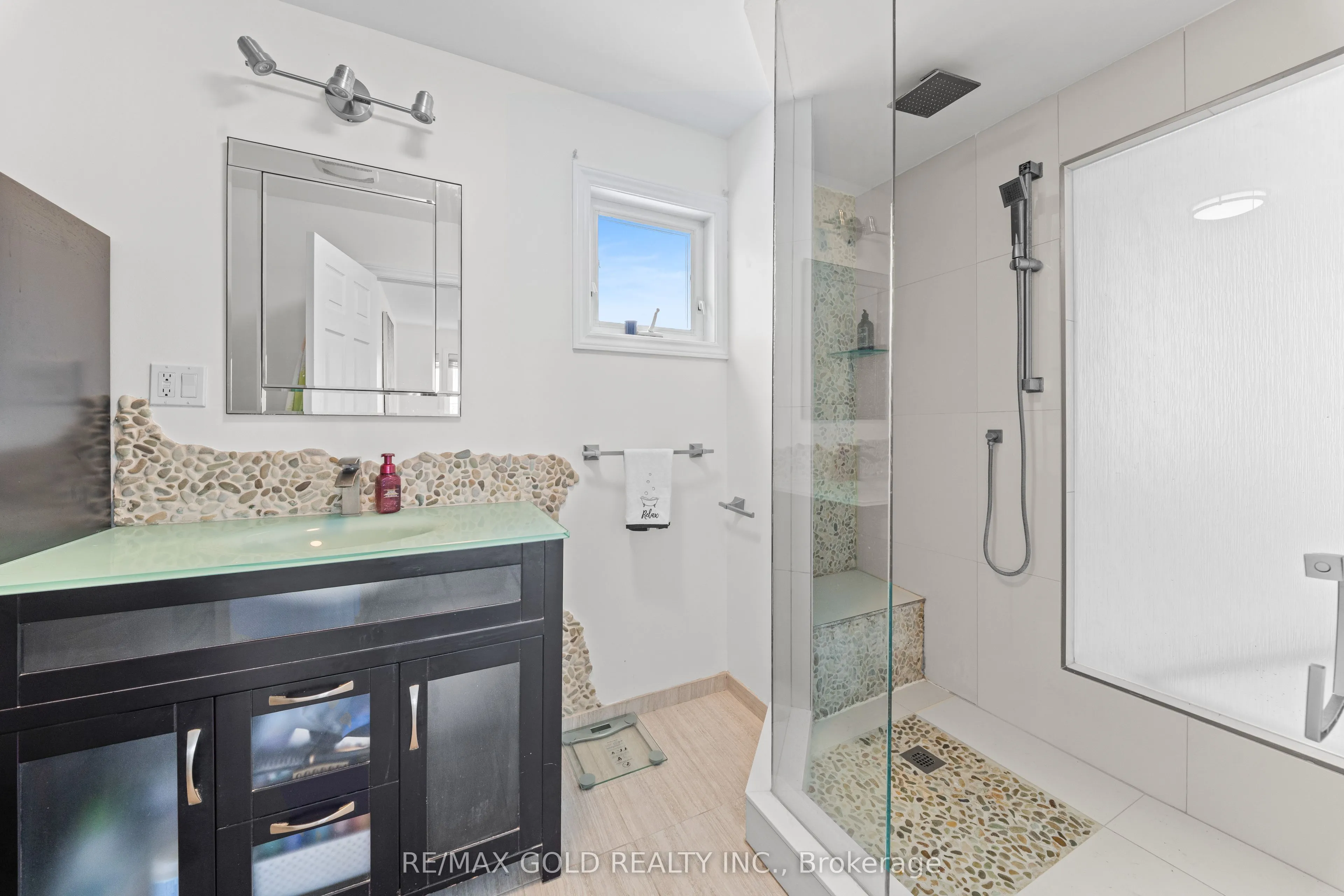 7 Brimley Road S #1