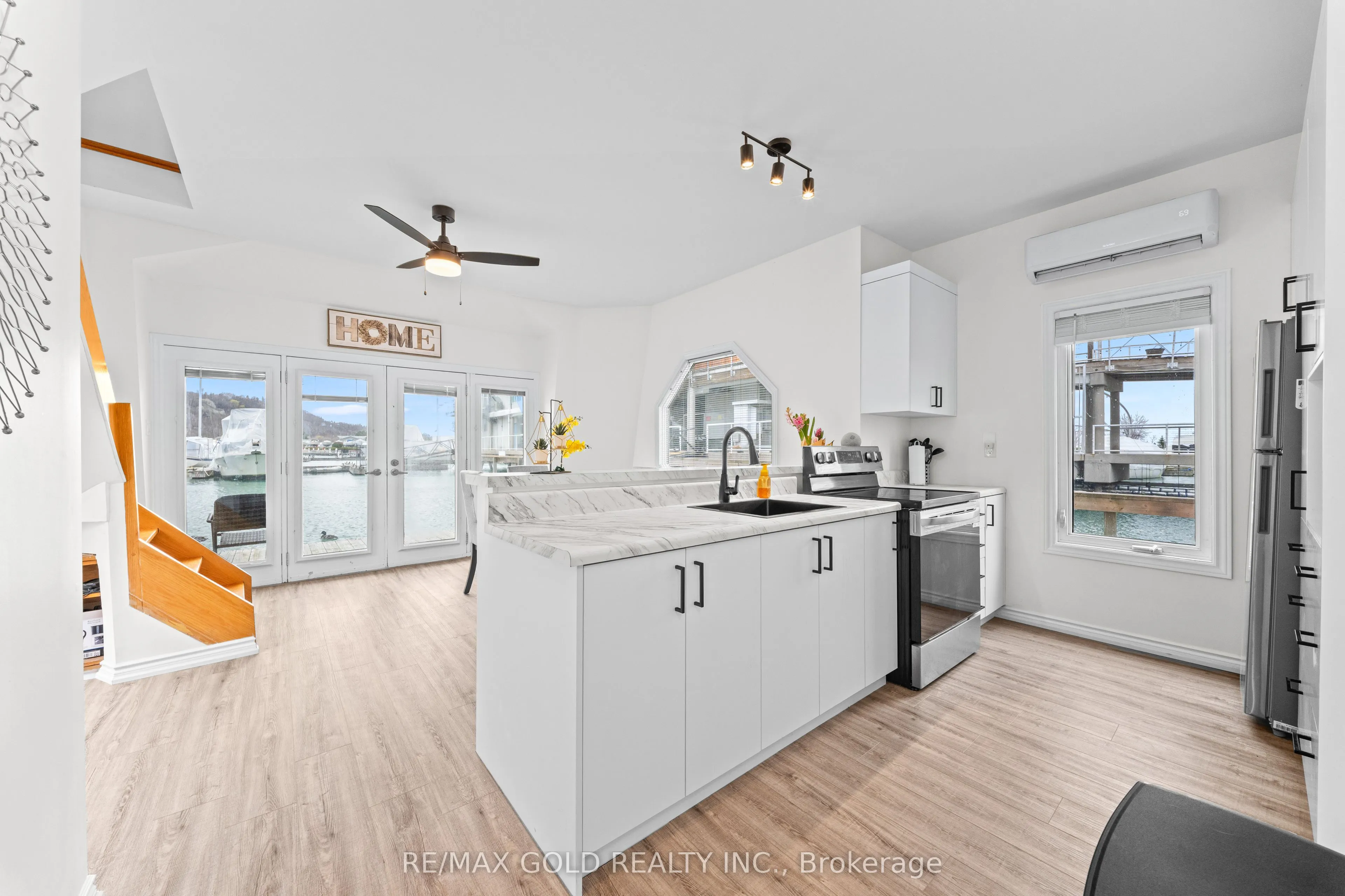 7 Brimley Road S #1