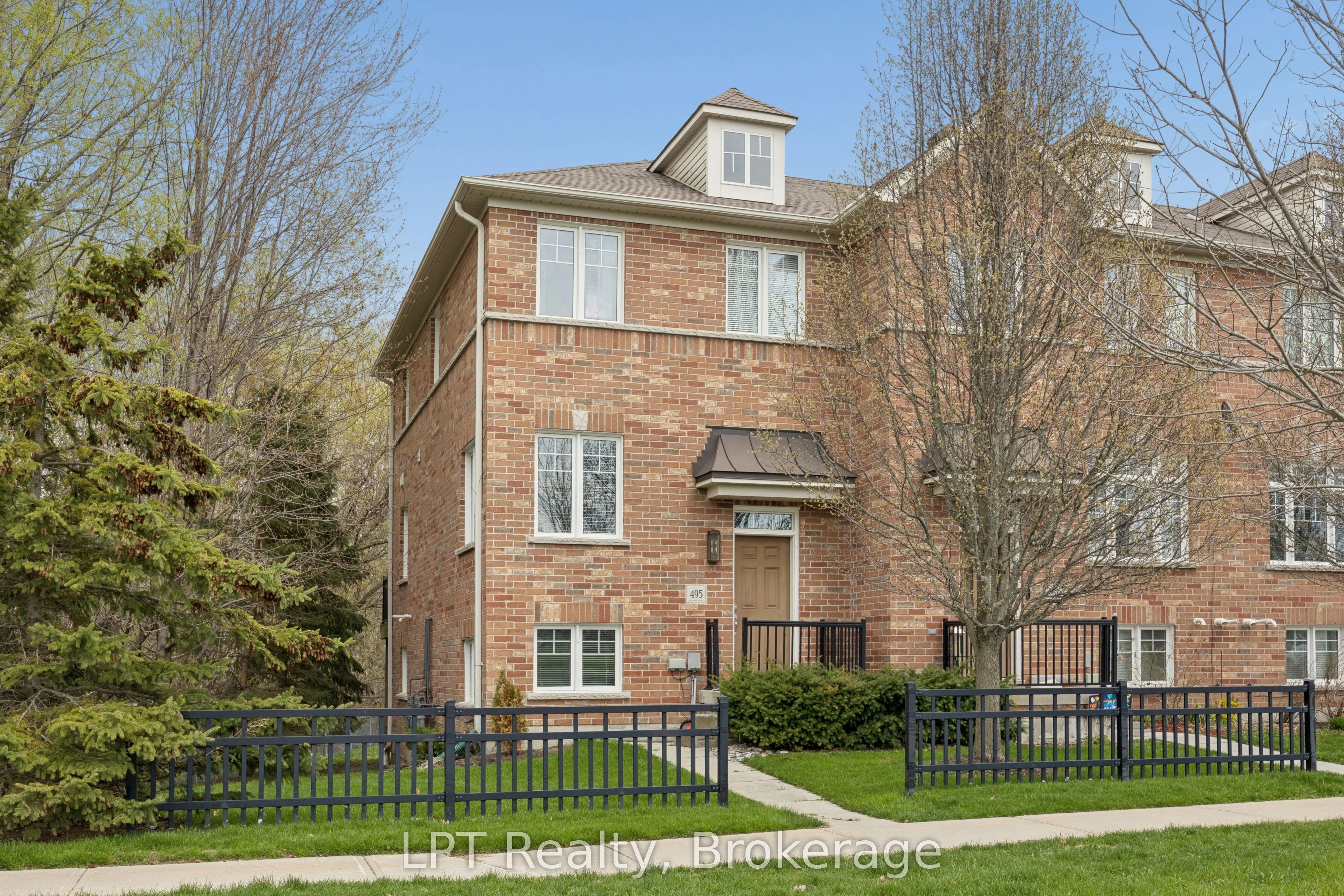 495 Mearns Avenue
