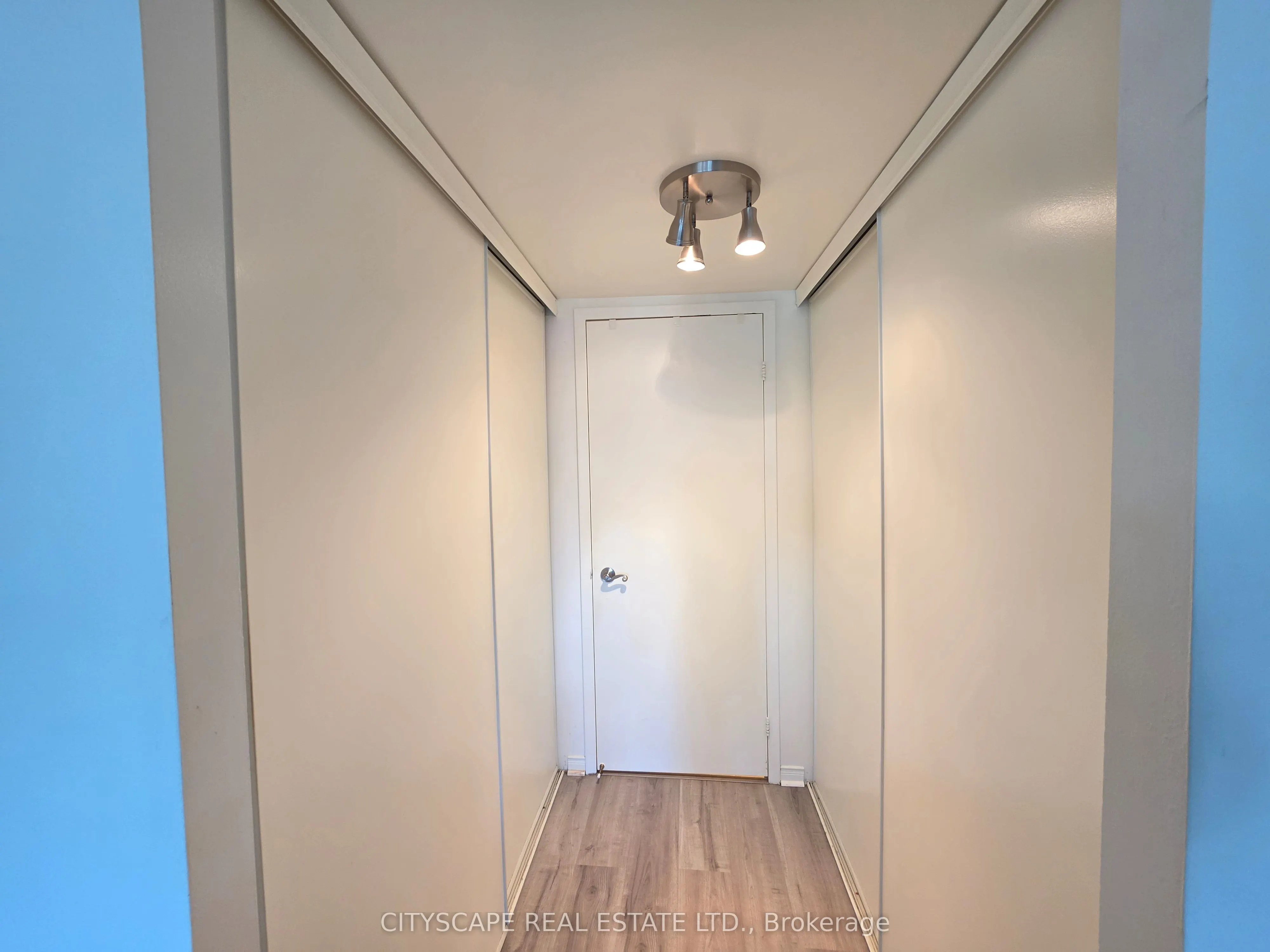 90 Dale Avenue #502