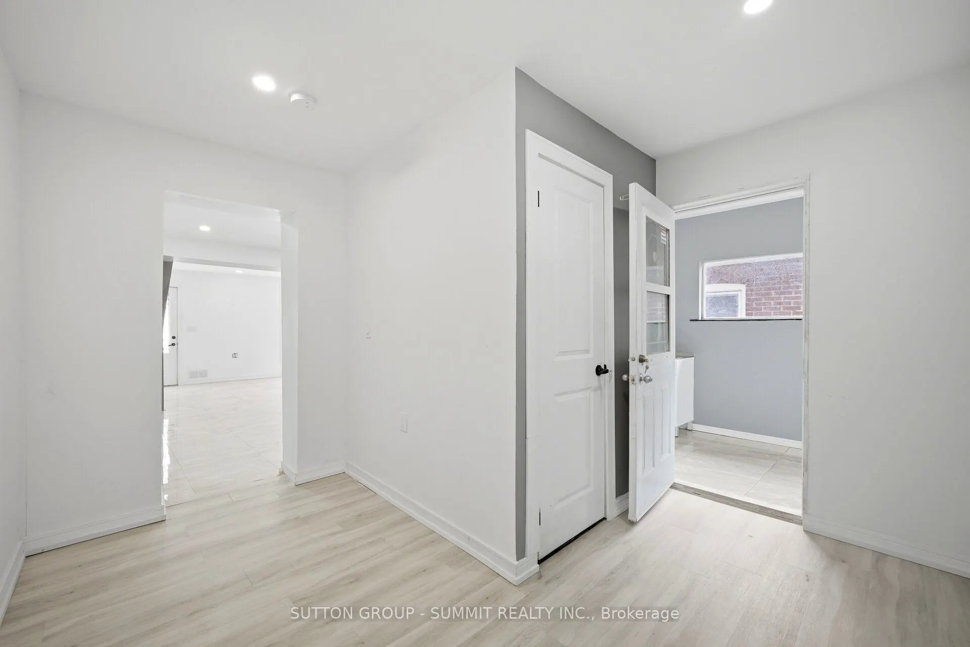 11 MAPLE Street