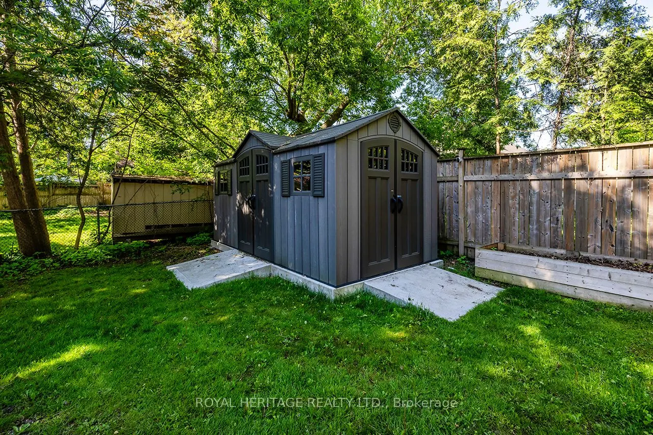 220 Cochrane Street