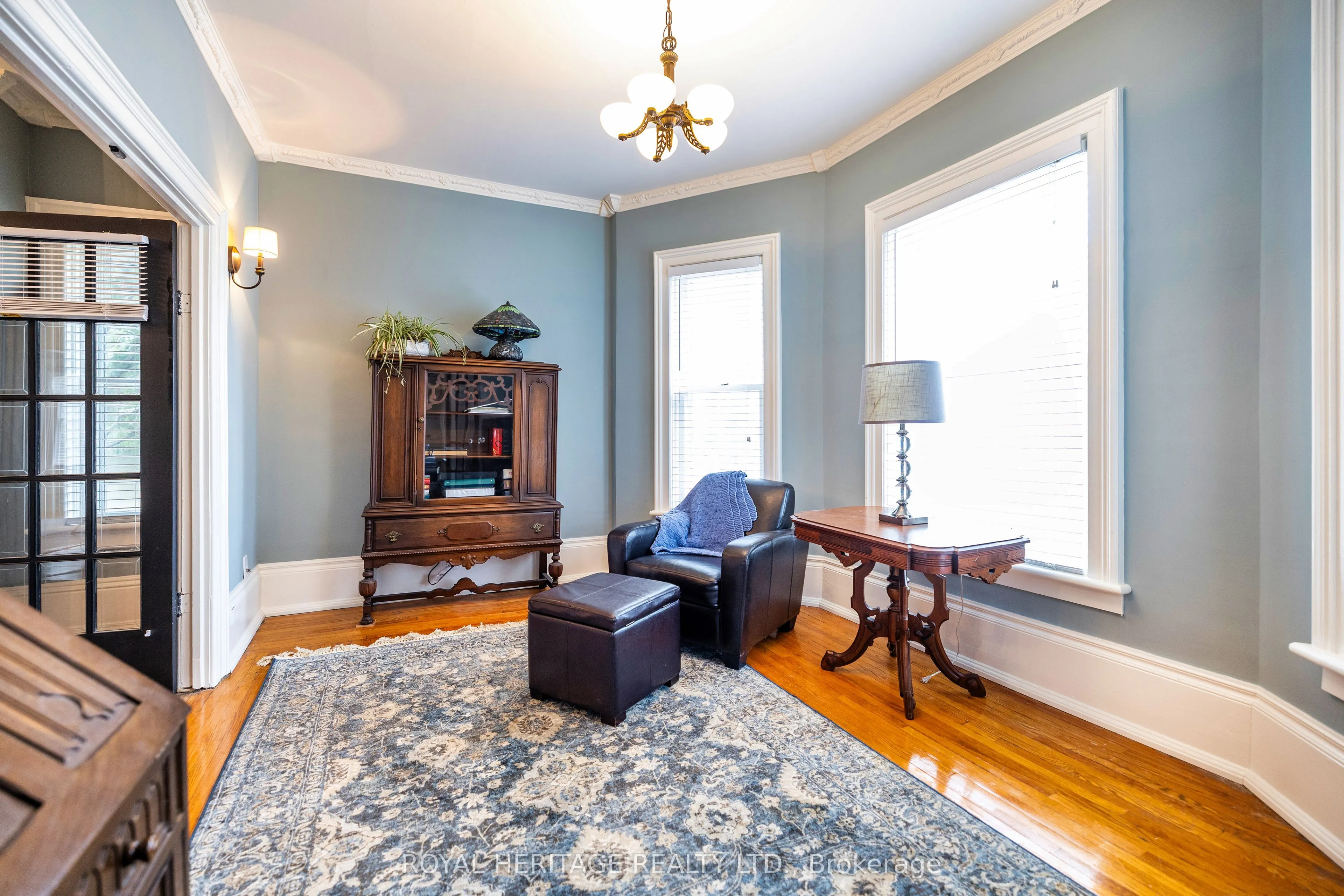 220 Cochrane Street
