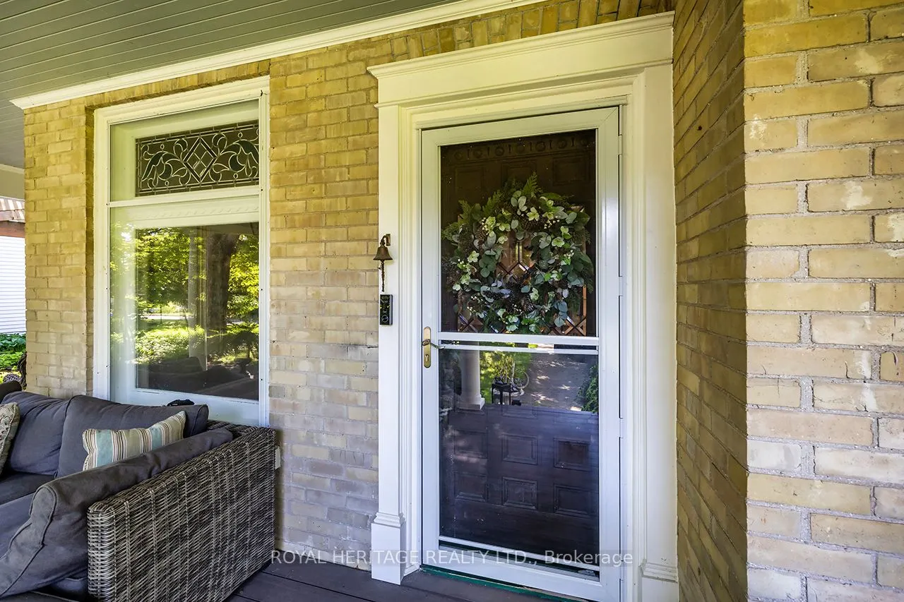 220 Cochrane Street