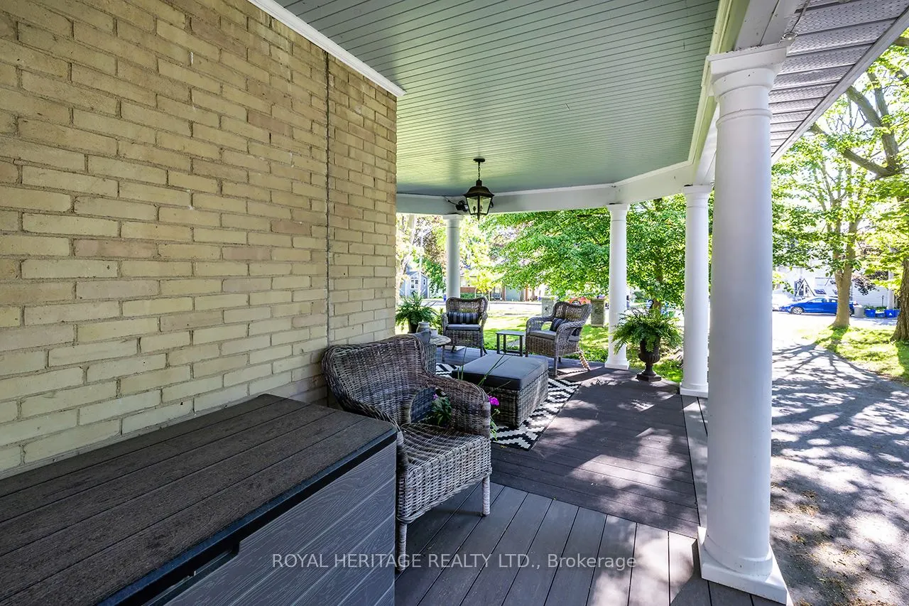 220 Cochrane Street