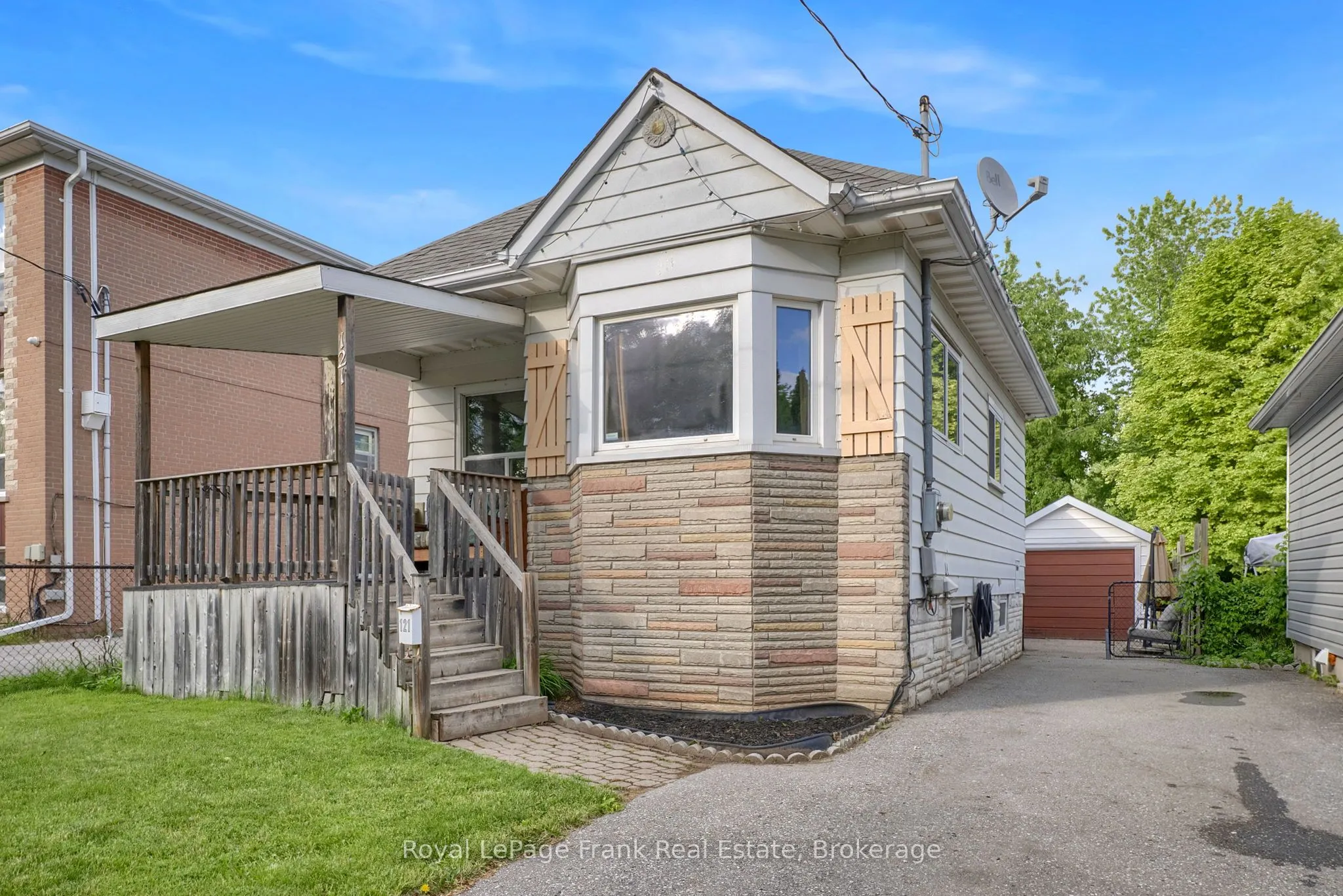 121 Cromwell Avenue