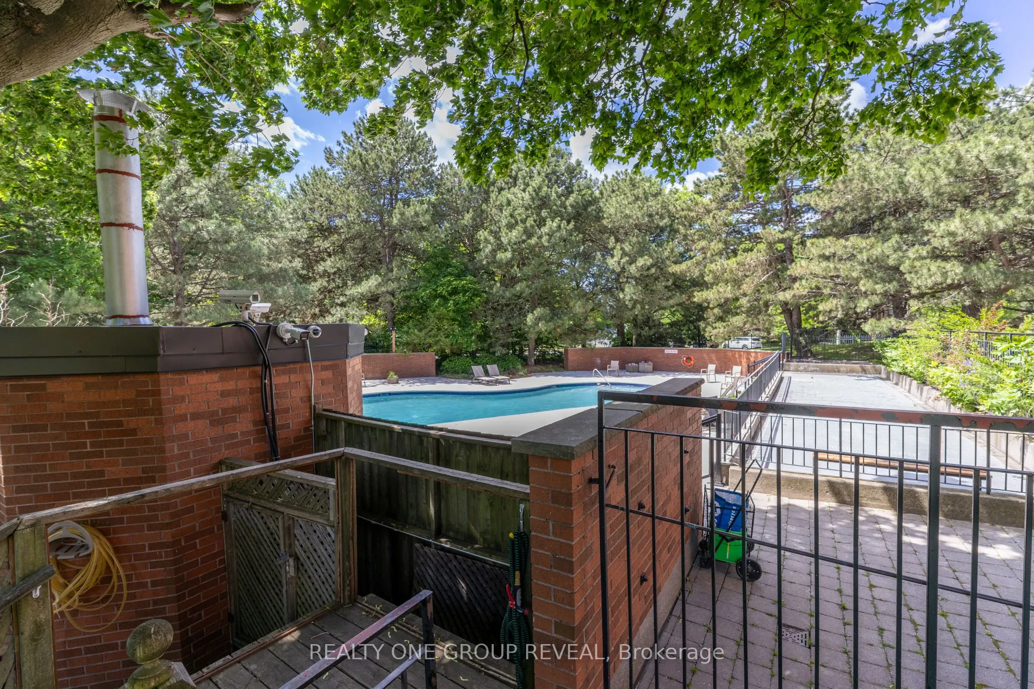 121 Ling Road #1509