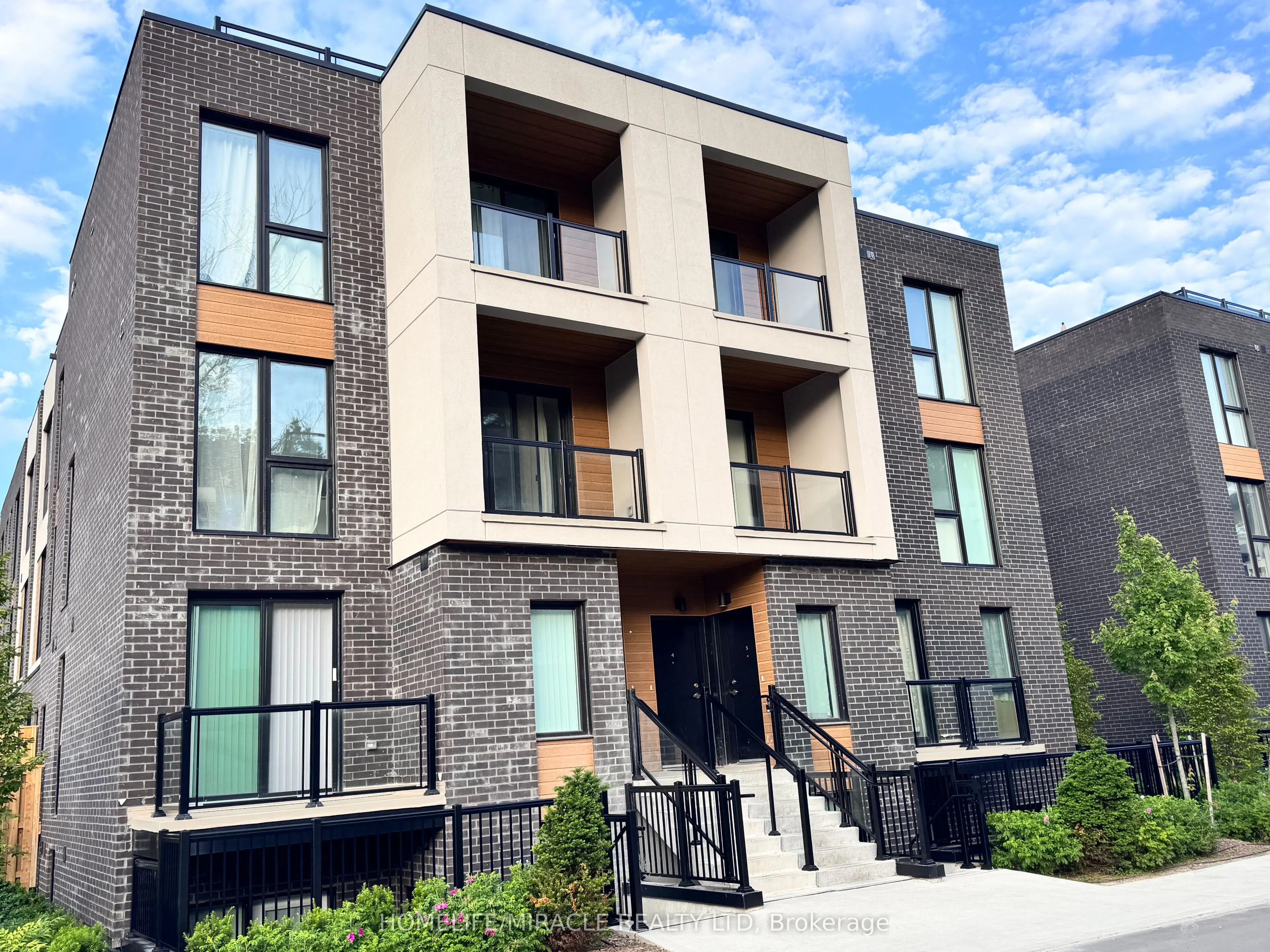 176 Clonmore Drive #4