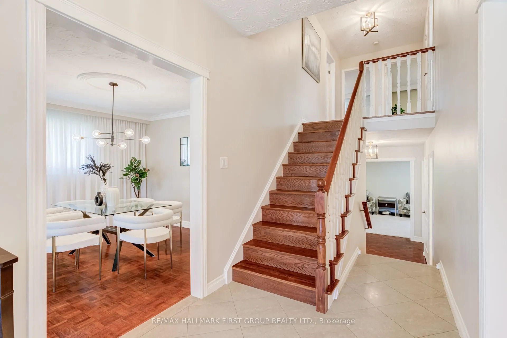 520 McLeod Crescent