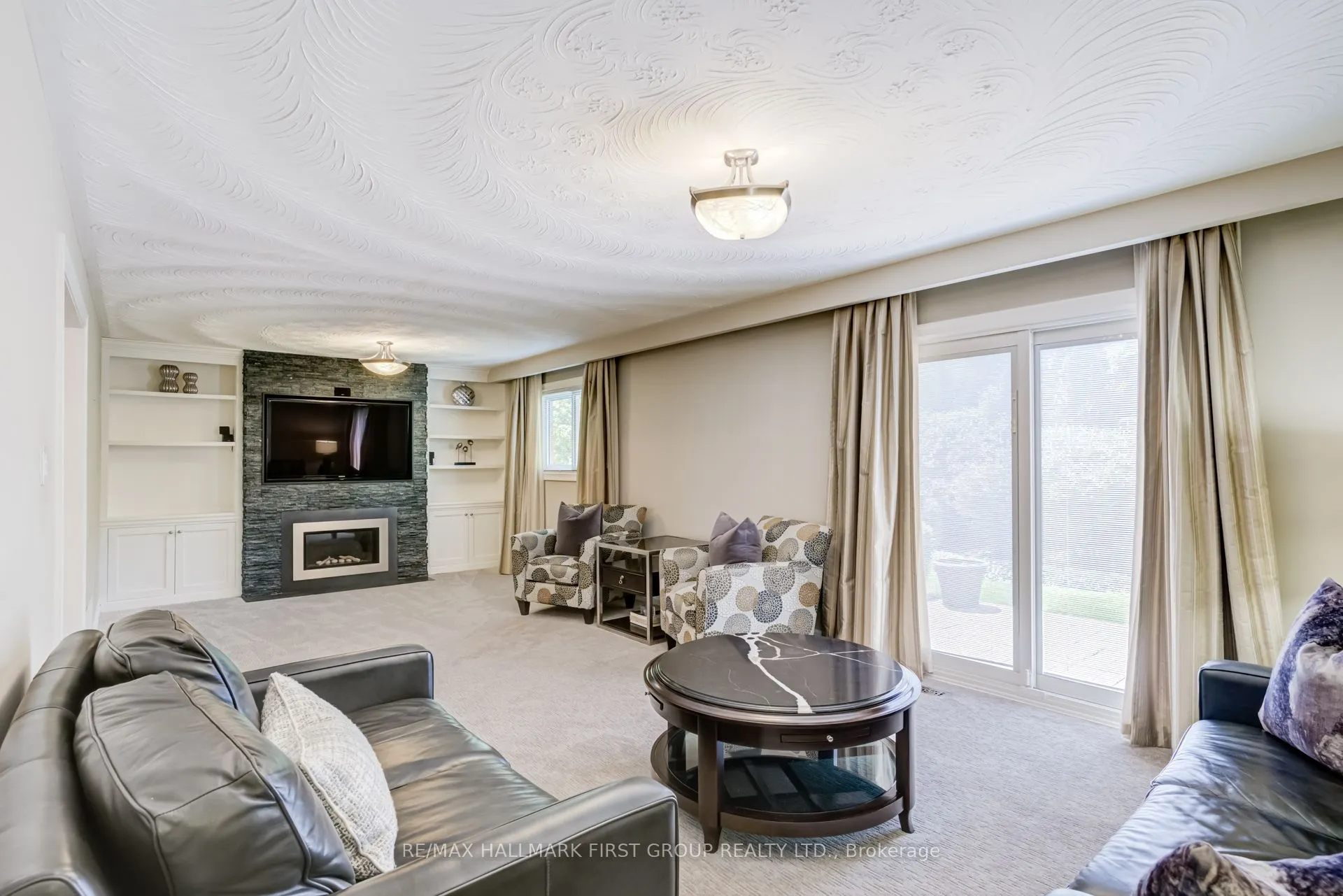 520 McLeod Crescent