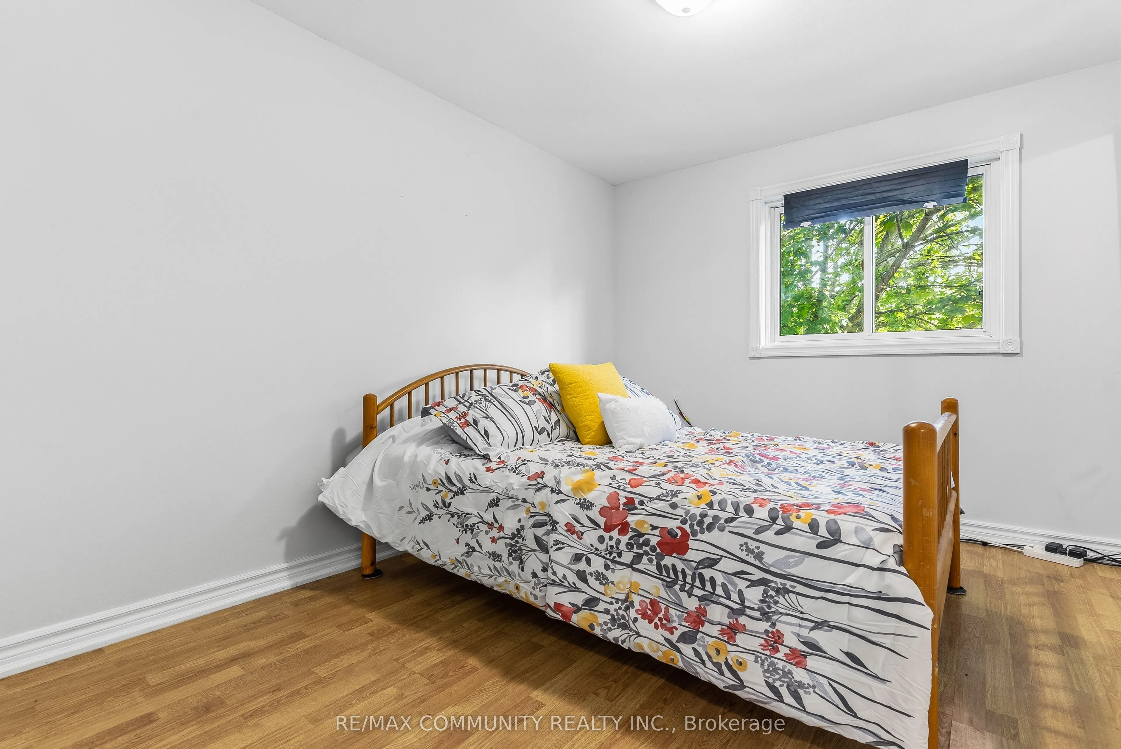 80 Brockman Crescent