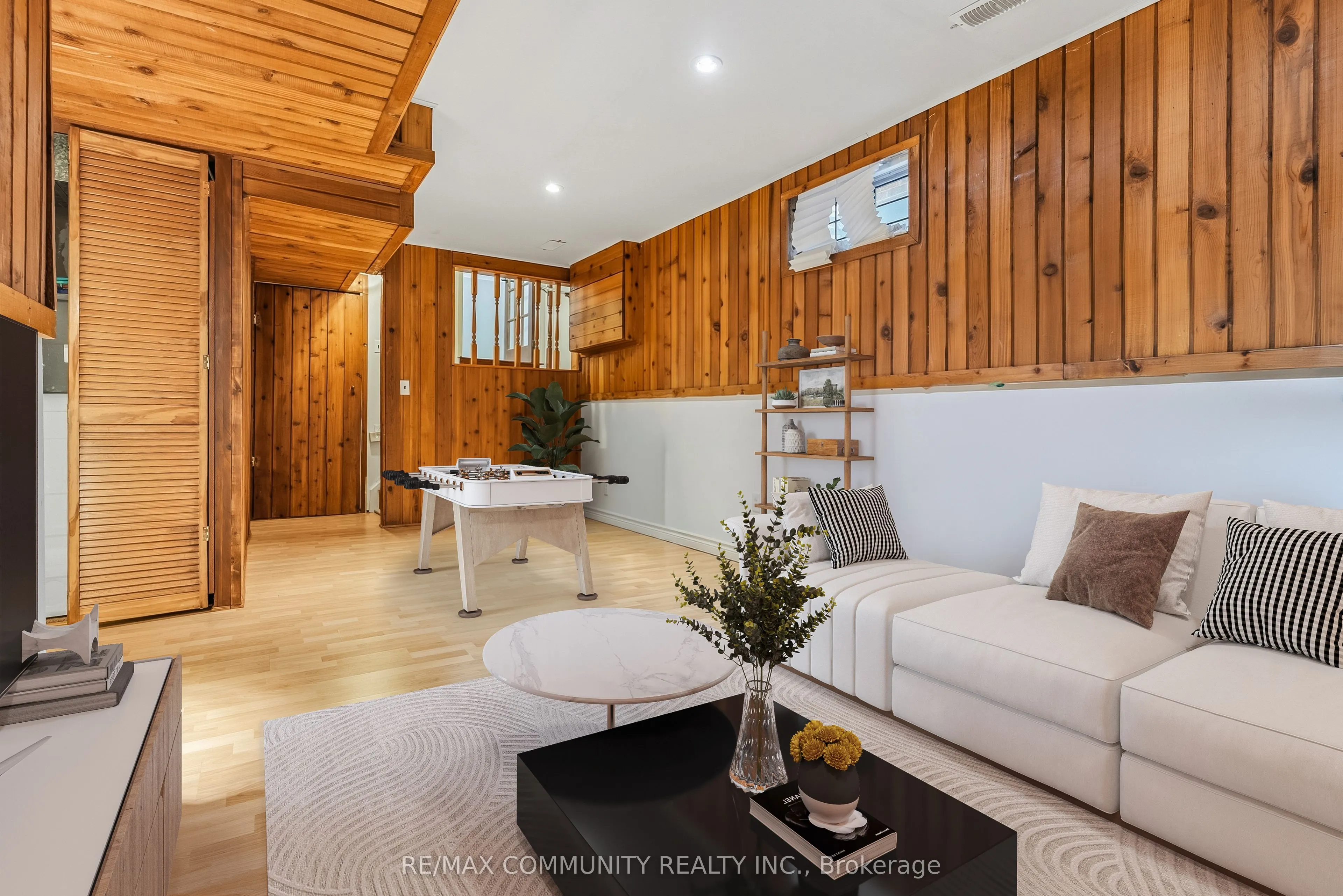 80 Brockman Crescent