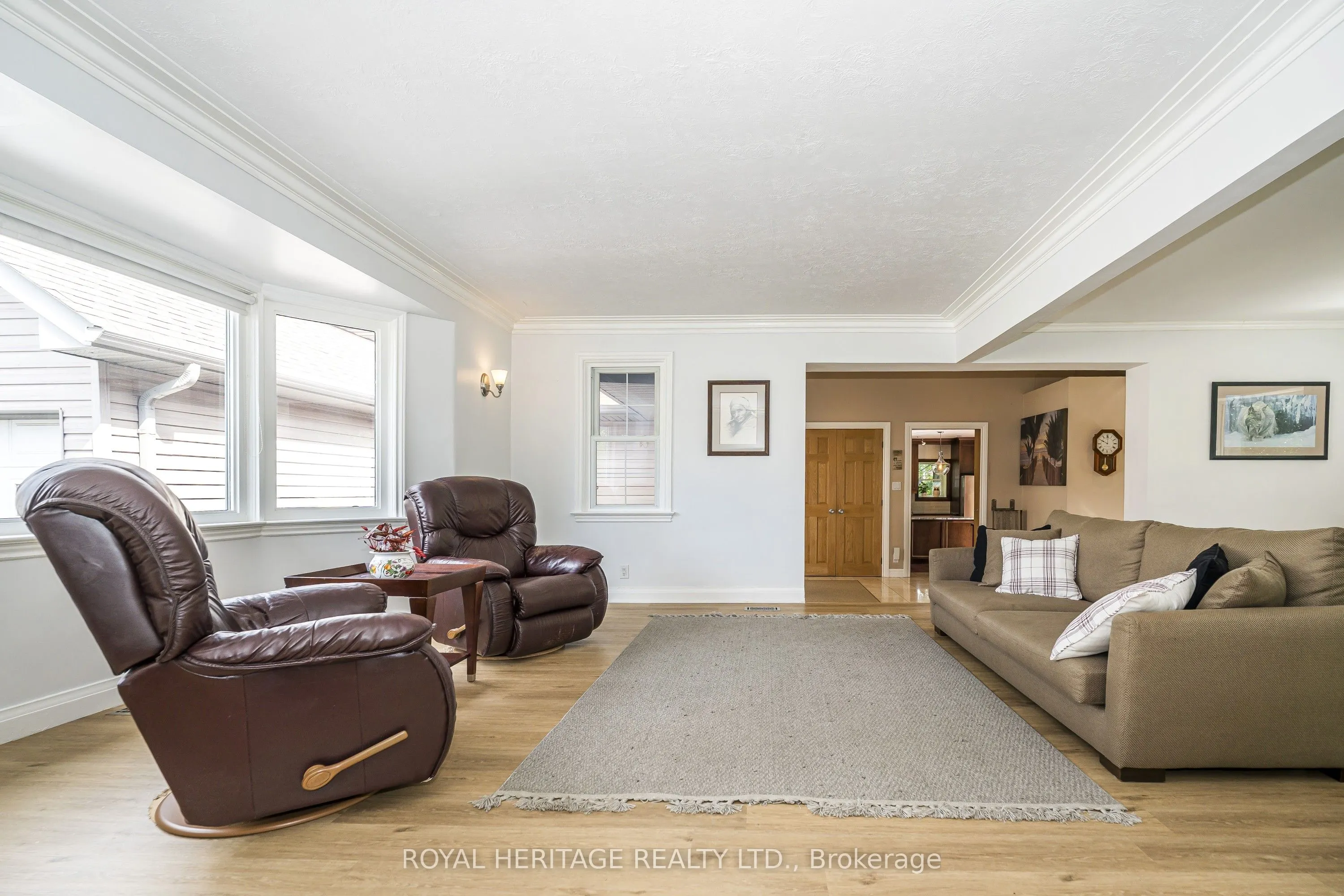 956 Bayshore Court