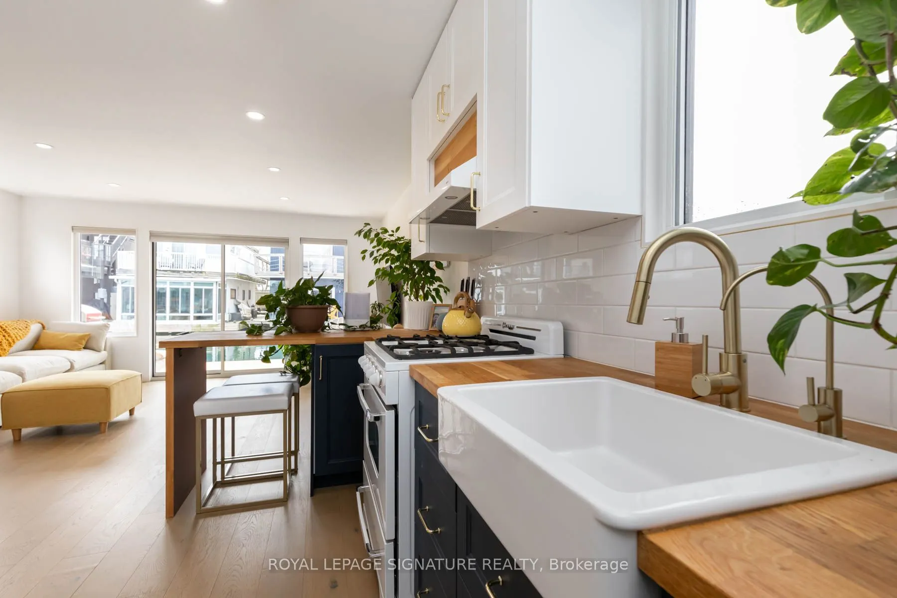 7 Brimley Road S #E65