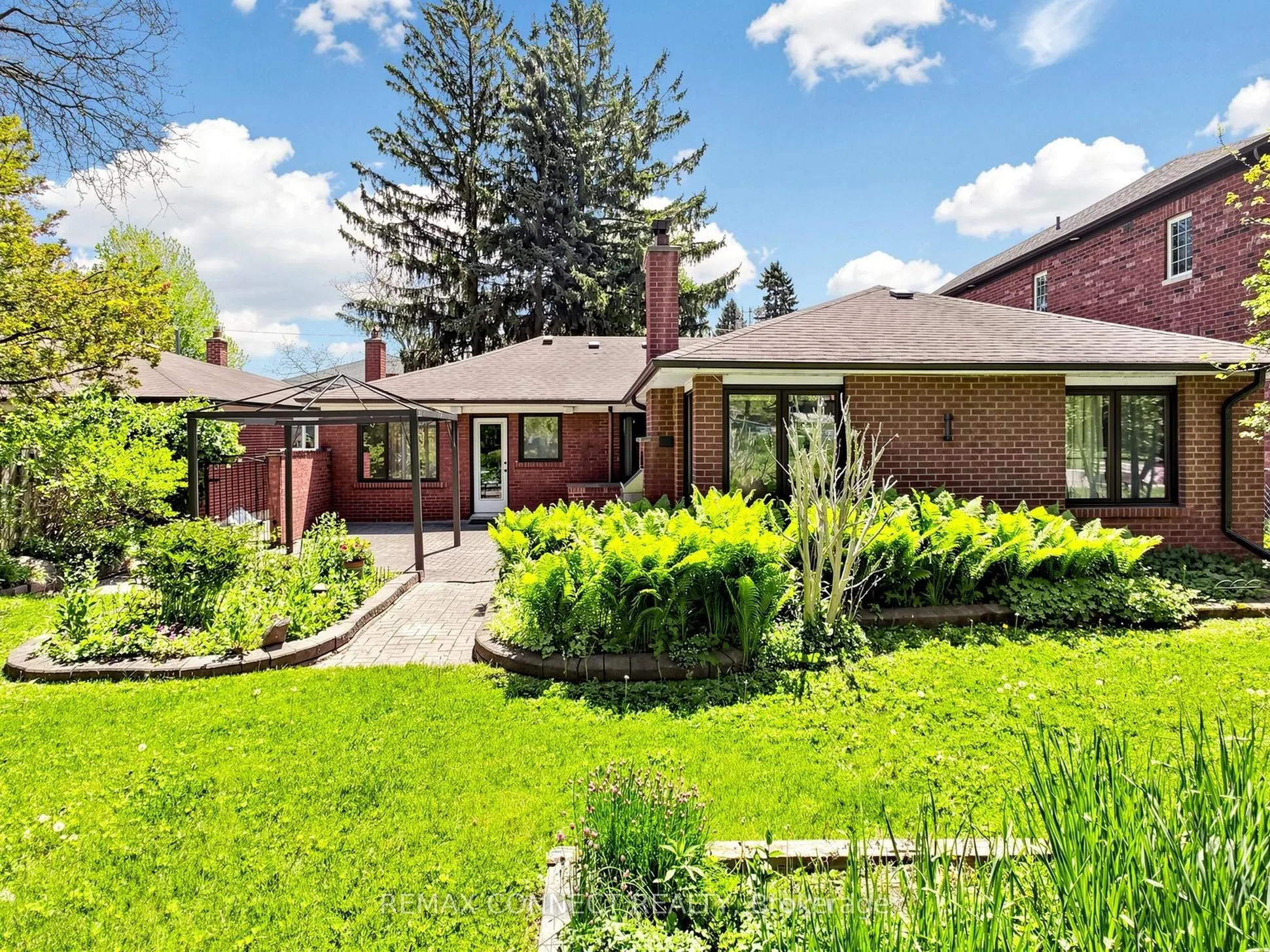 90 Sylvan Avenue
