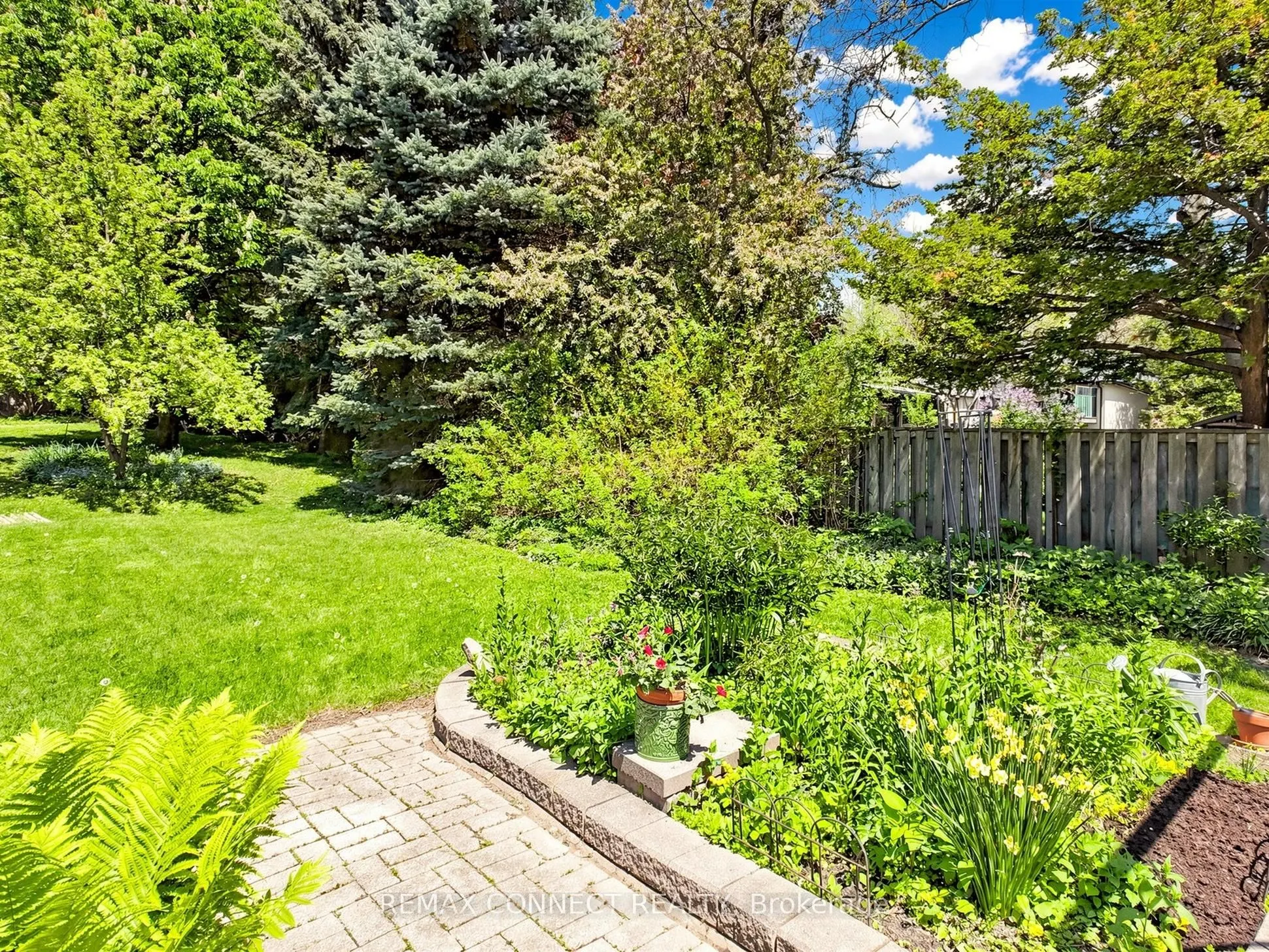 90 Sylvan Avenue