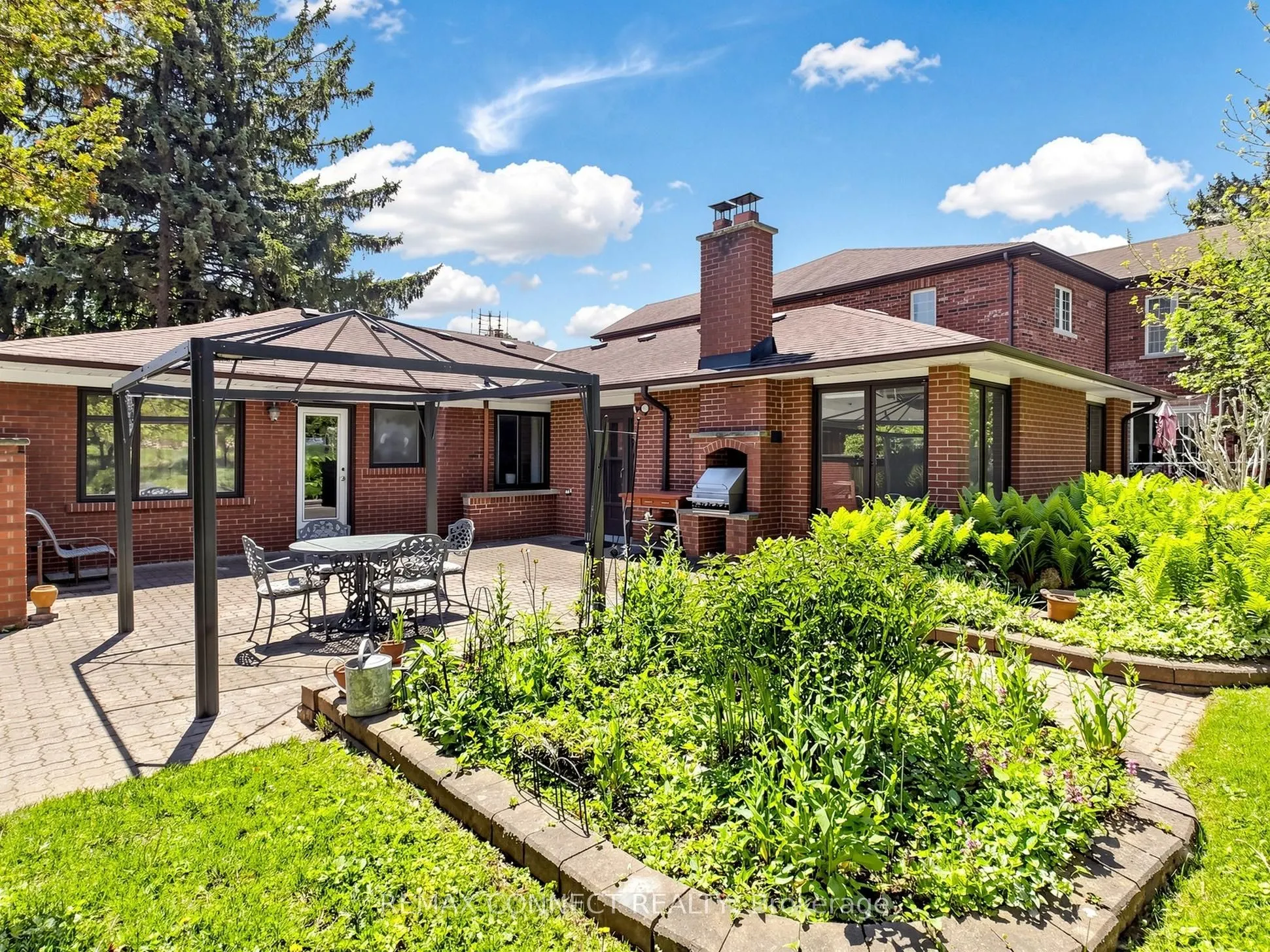 90 Sylvan Avenue