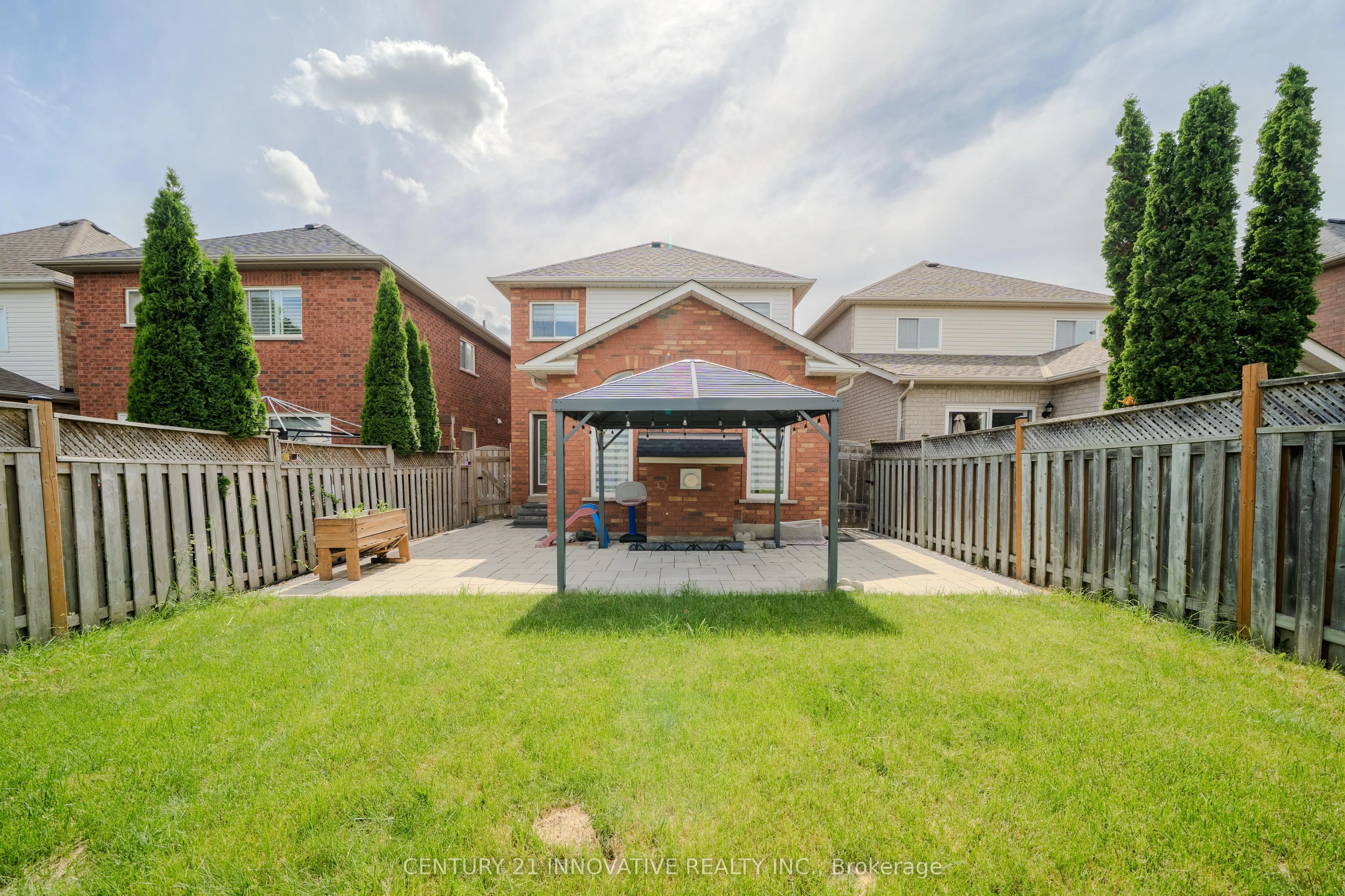 30 Castle Green Drive