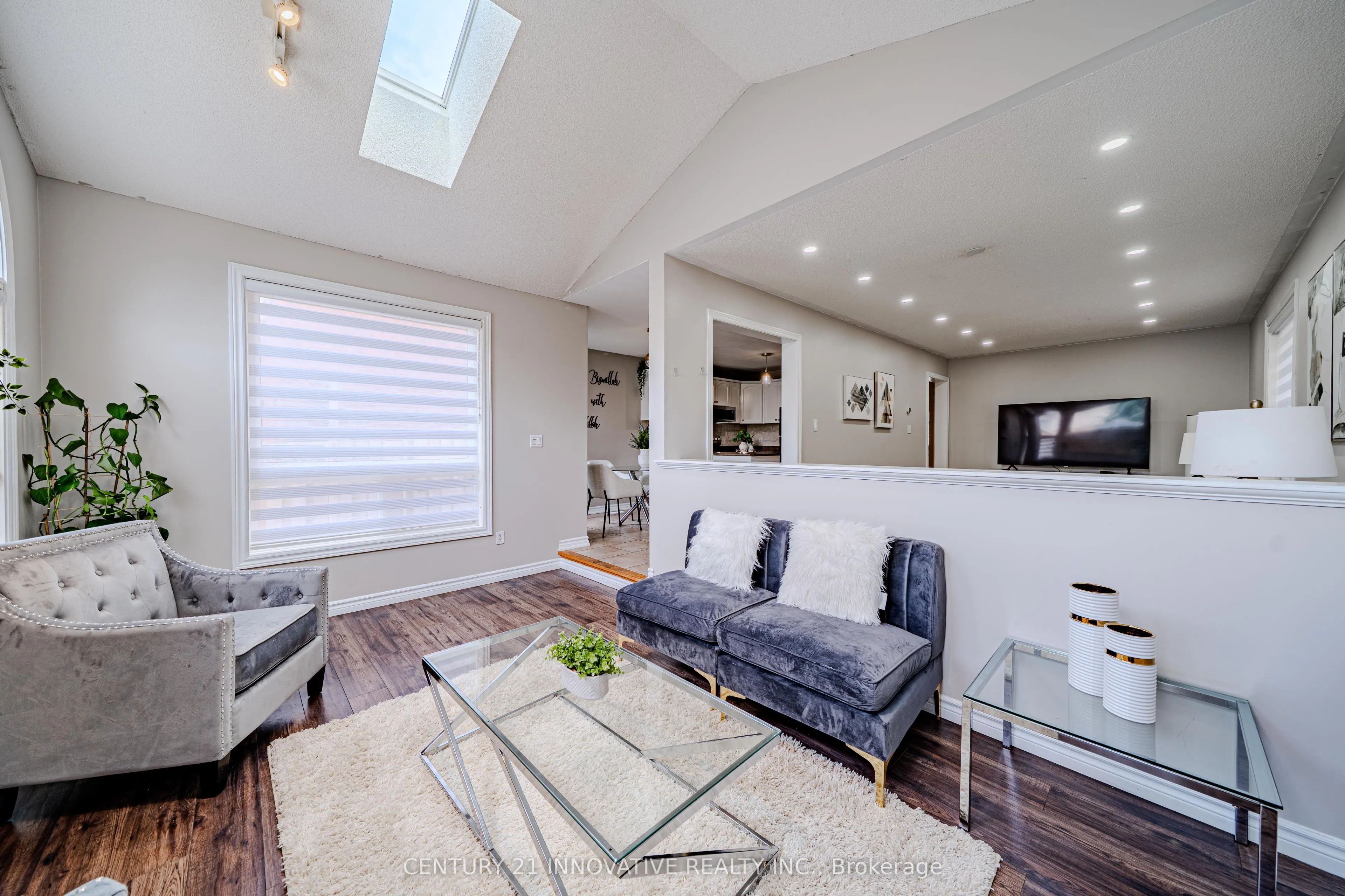 30 Castle Green Drive