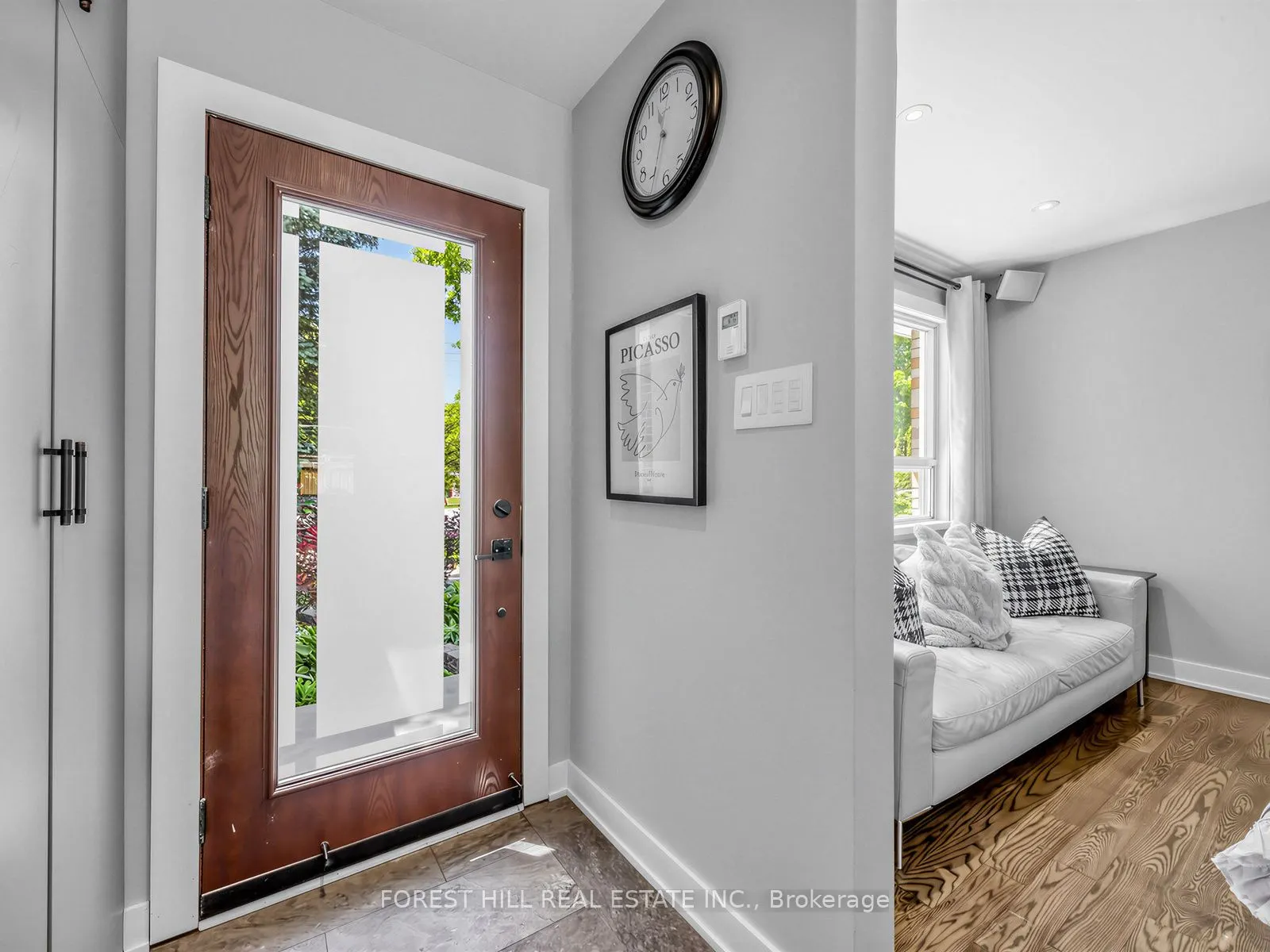 72 Woodgarden Crescent