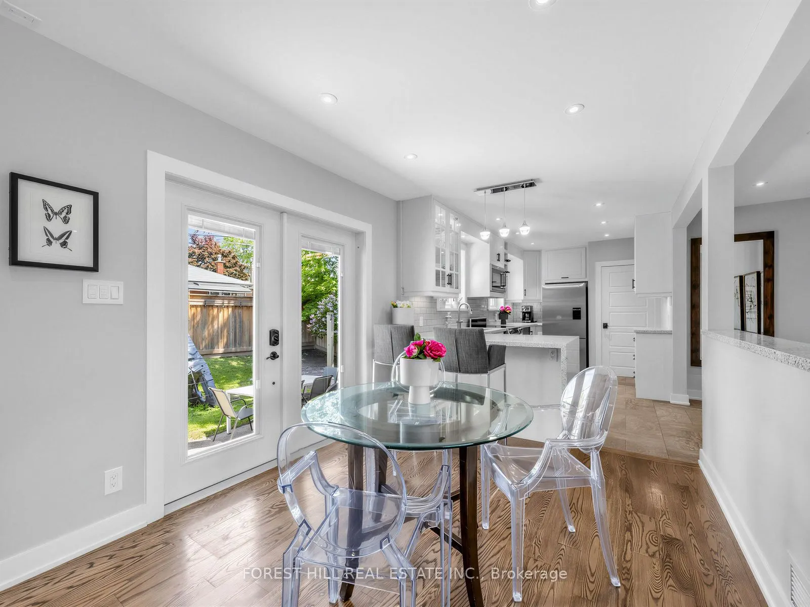 72 Woodgarden Crescent