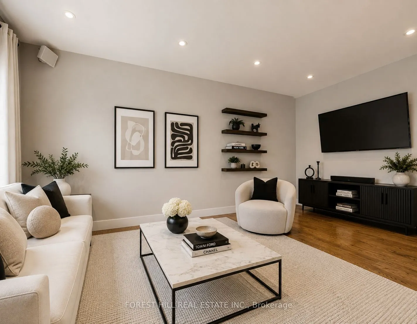 72 Woodgarden Crescent