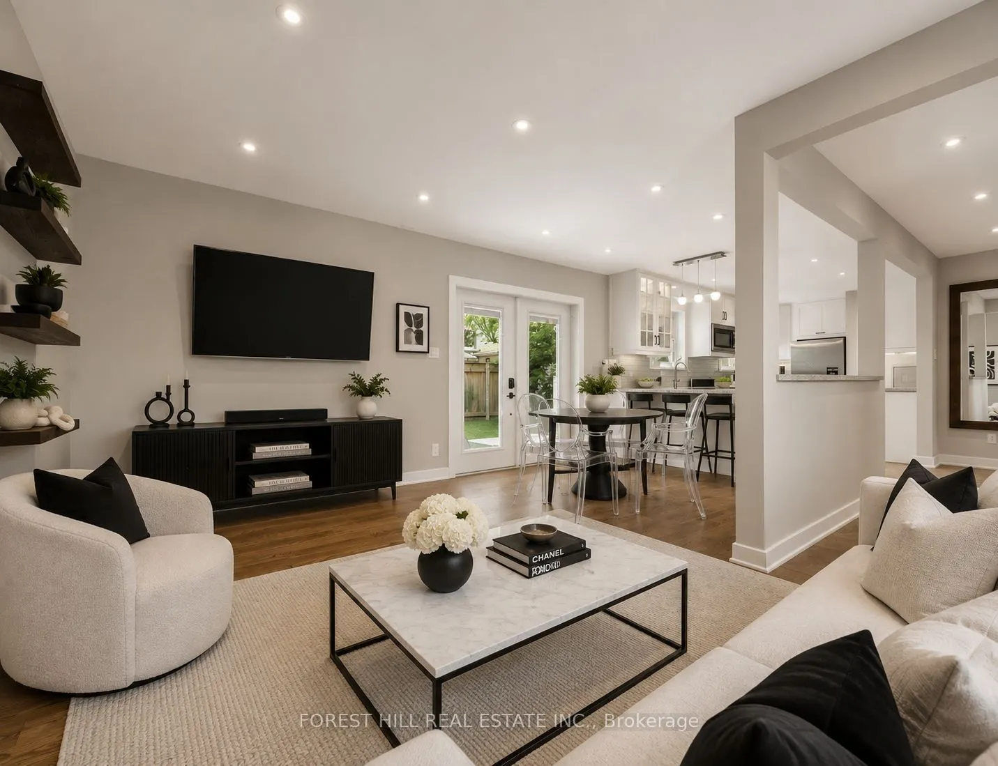 72 Woodgarden Crescent