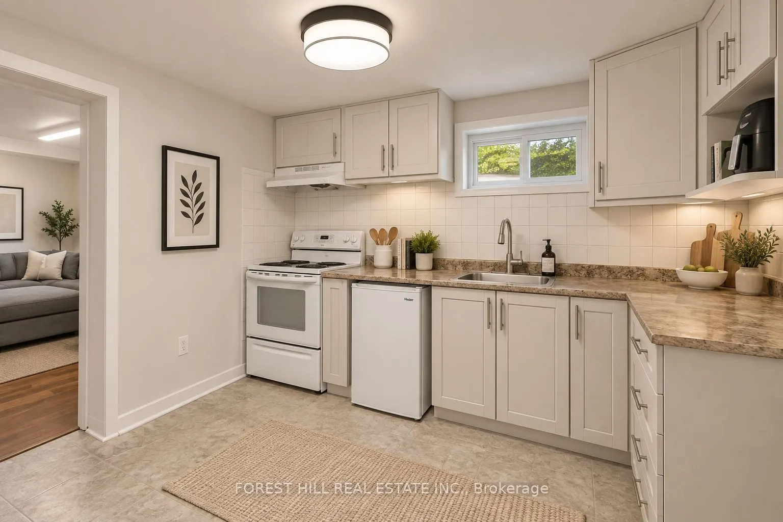 72 Woodgarden Crescent