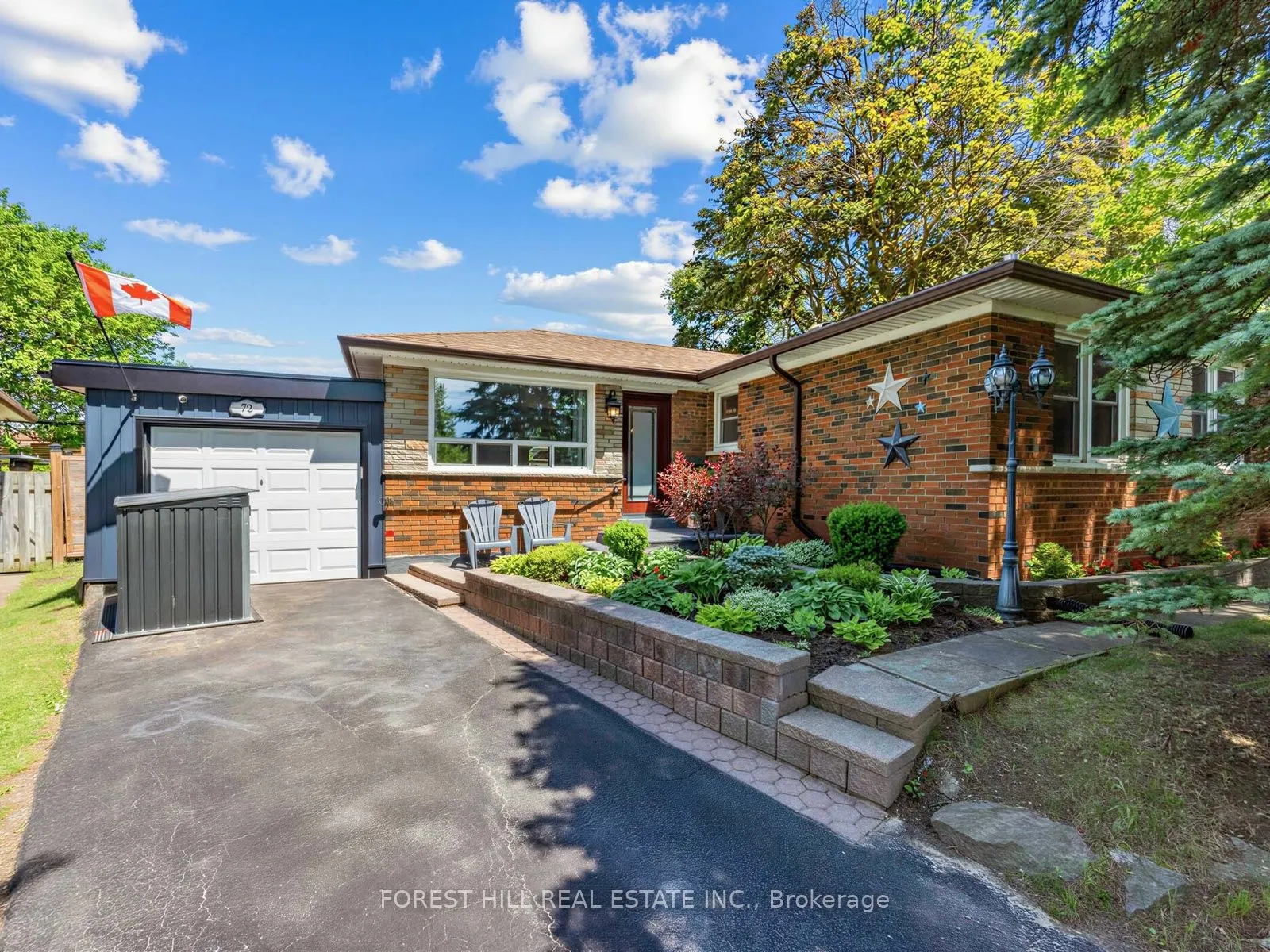 72 Woodgarden Crescent
