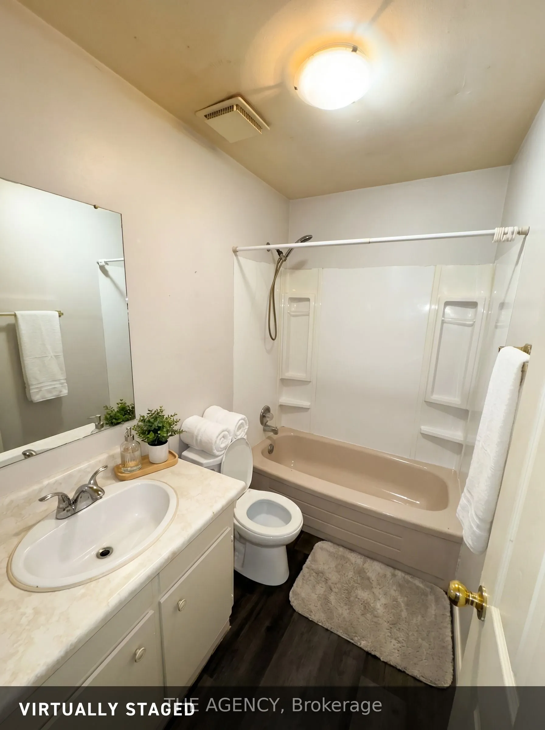 45 King Avenue W #10