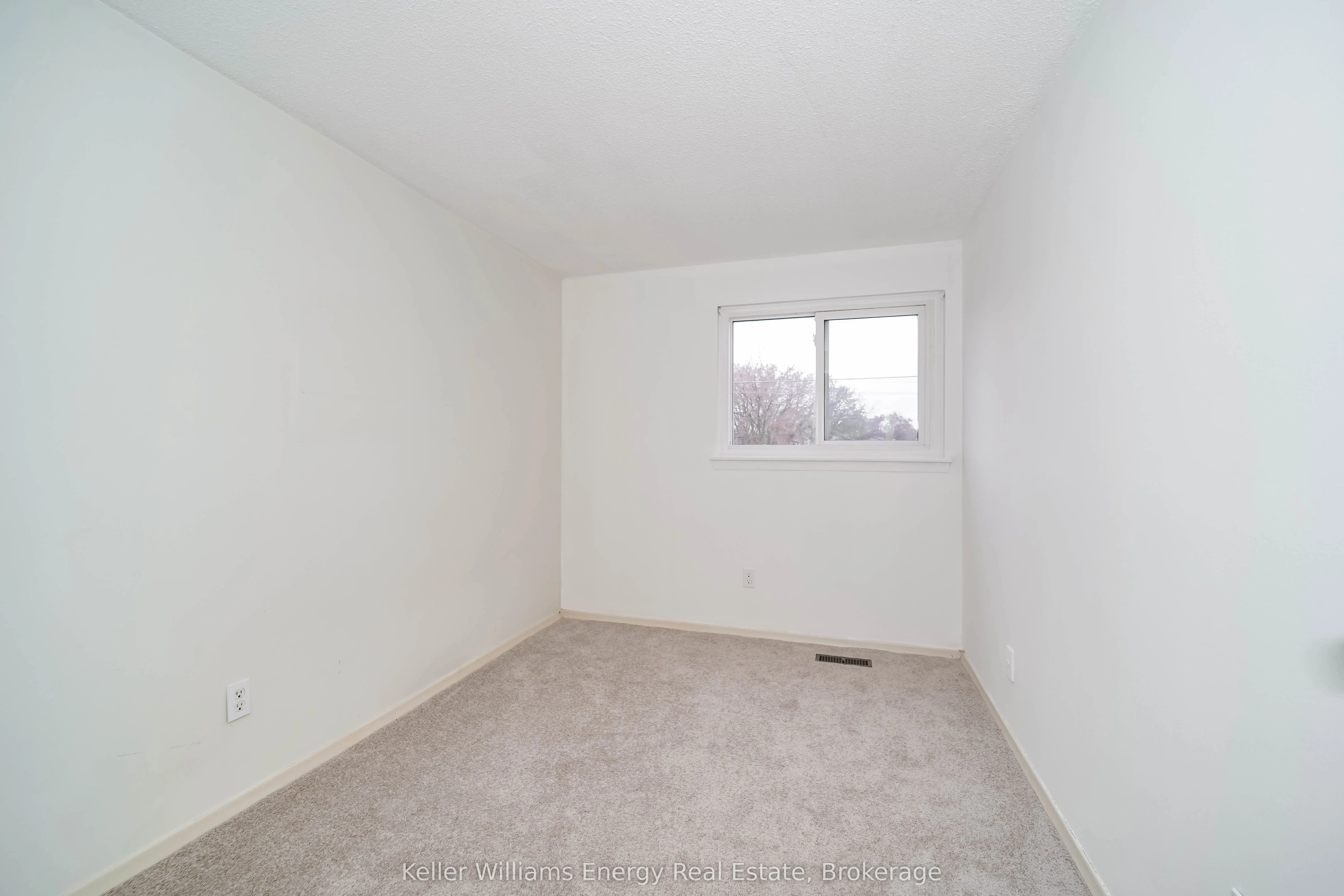 1333 Mary Street N #39