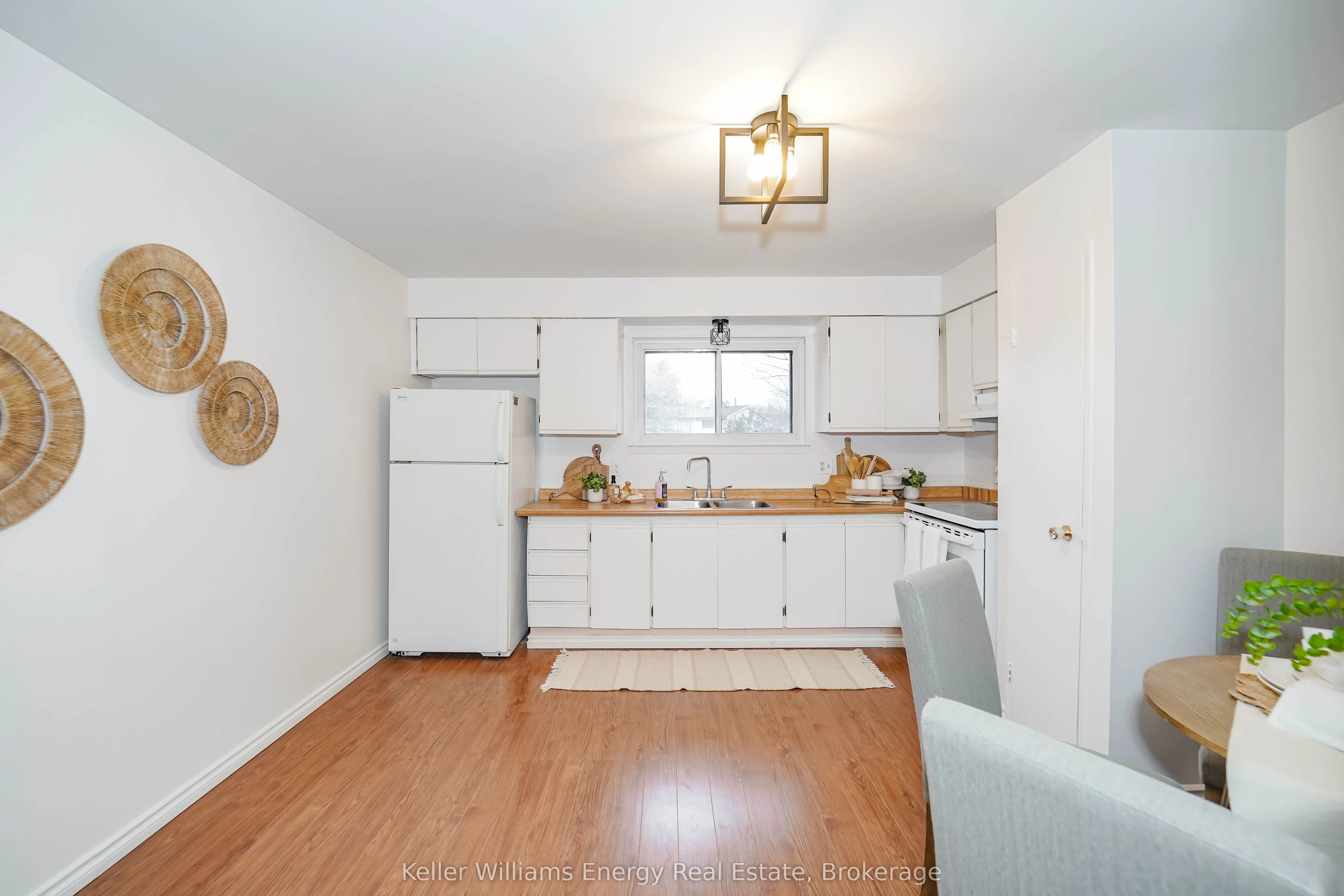 1333 Mary Street N #39
