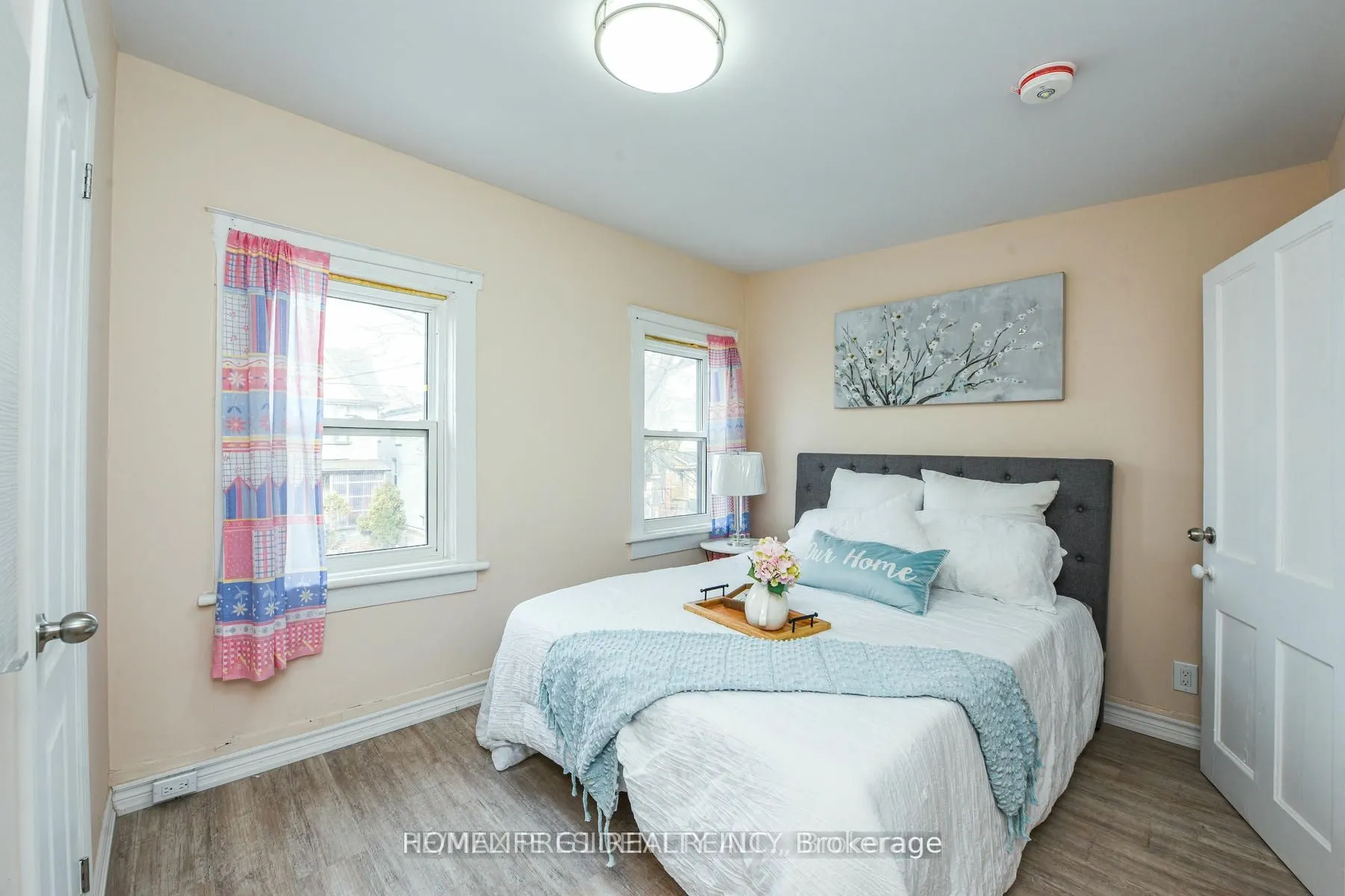 23 Myrtle Avenue