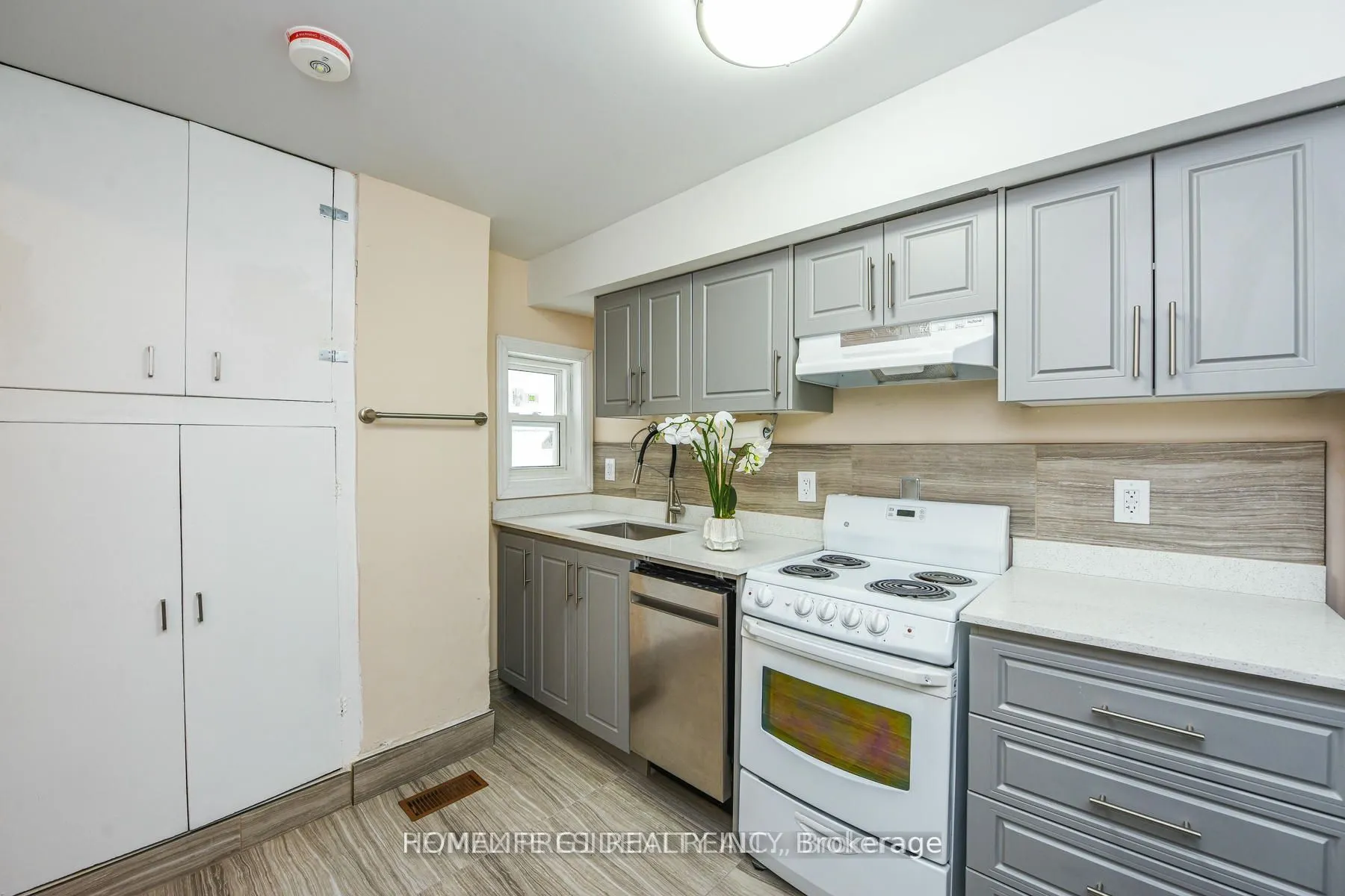 23 Myrtle Avenue