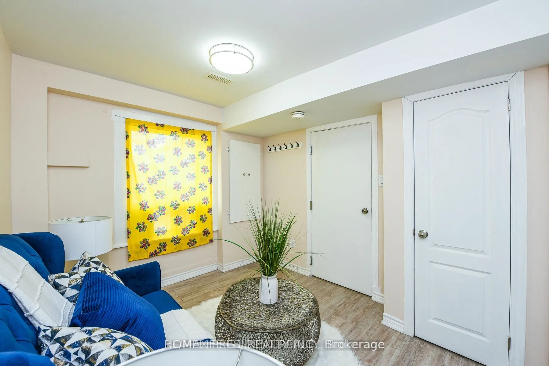 23 Myrtle Avenue