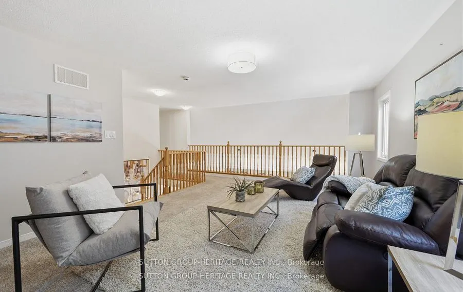 19 Northglen Boulevard