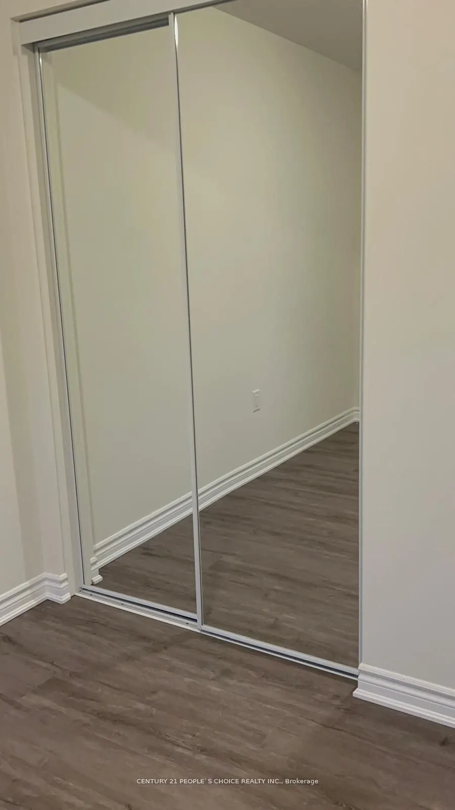3361 Thunderbird Promenade E