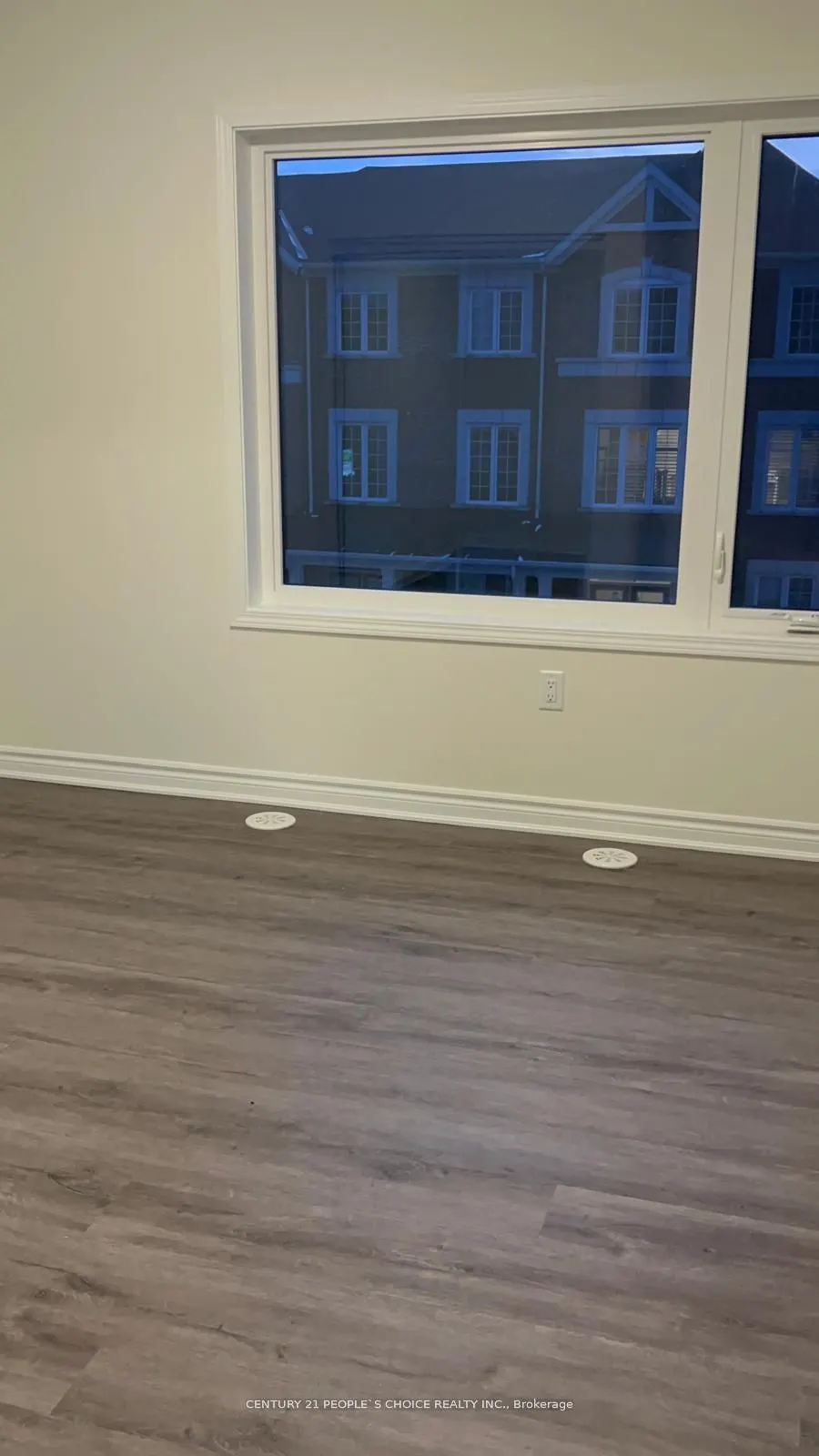 3361 Thunderbird Promenade E