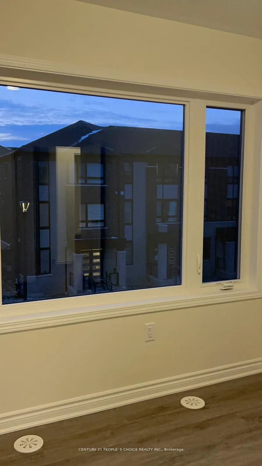 3361 Thunderbird Promenade E