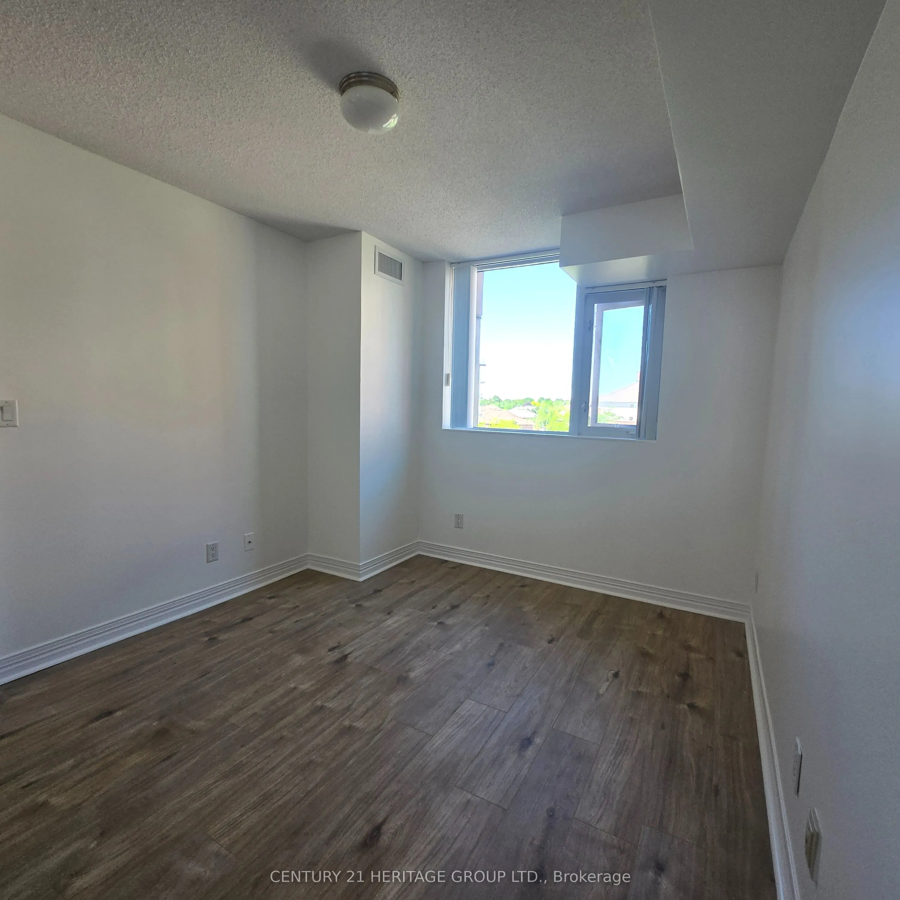 90 Scottfield Drive #319