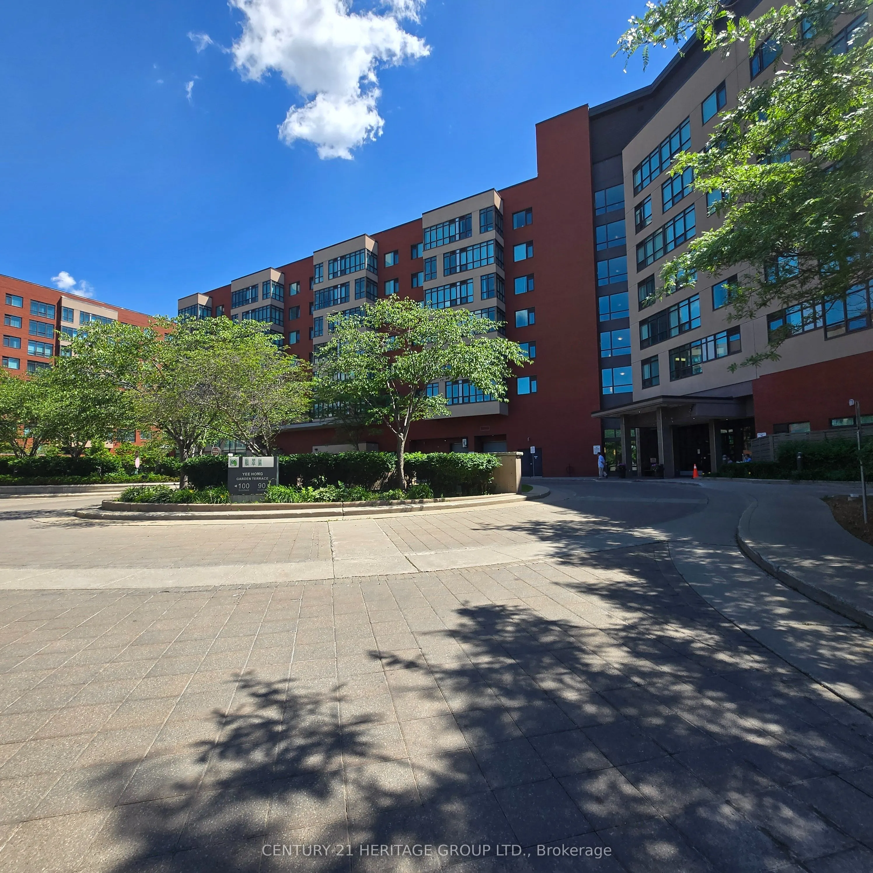 90 Scottfield Drive #319